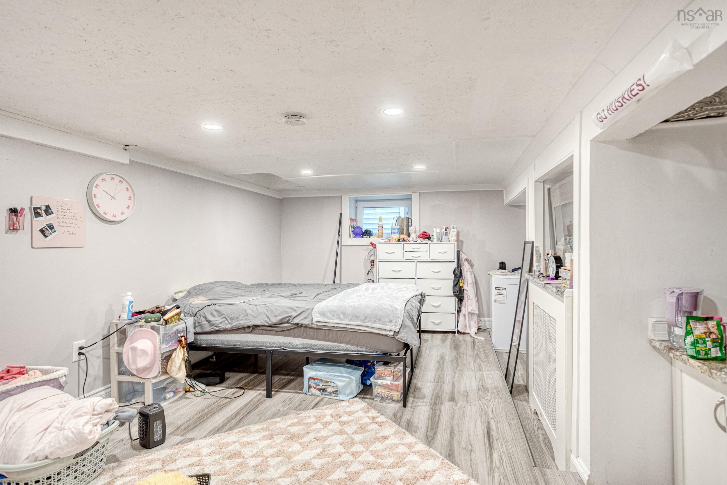 Thumbnail image for 1730 Preston Street MLS<sup>®</sup> 202525590