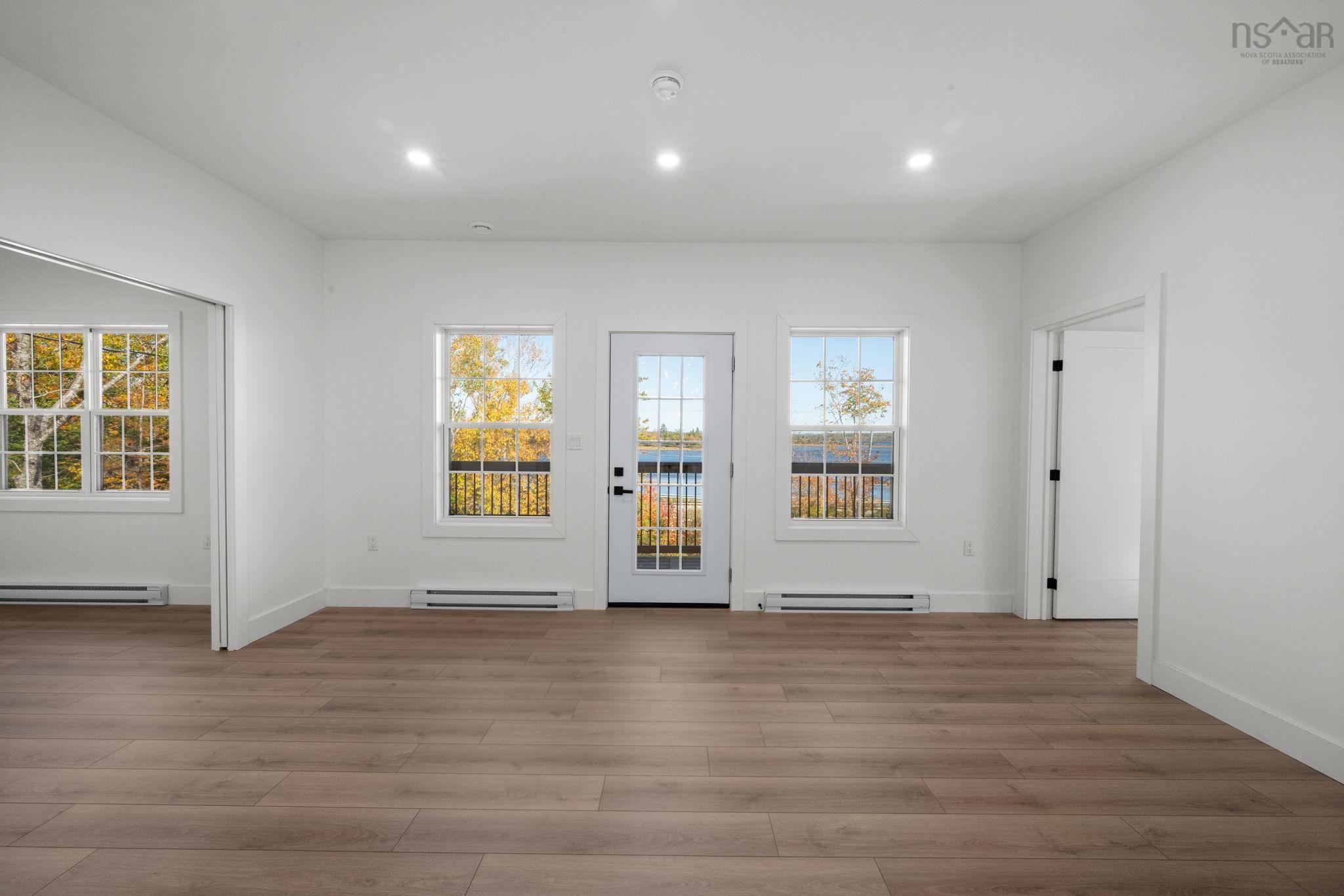 Thumbnail image for 67 Birchview Drive MLS<sup>®</sup> 202525801