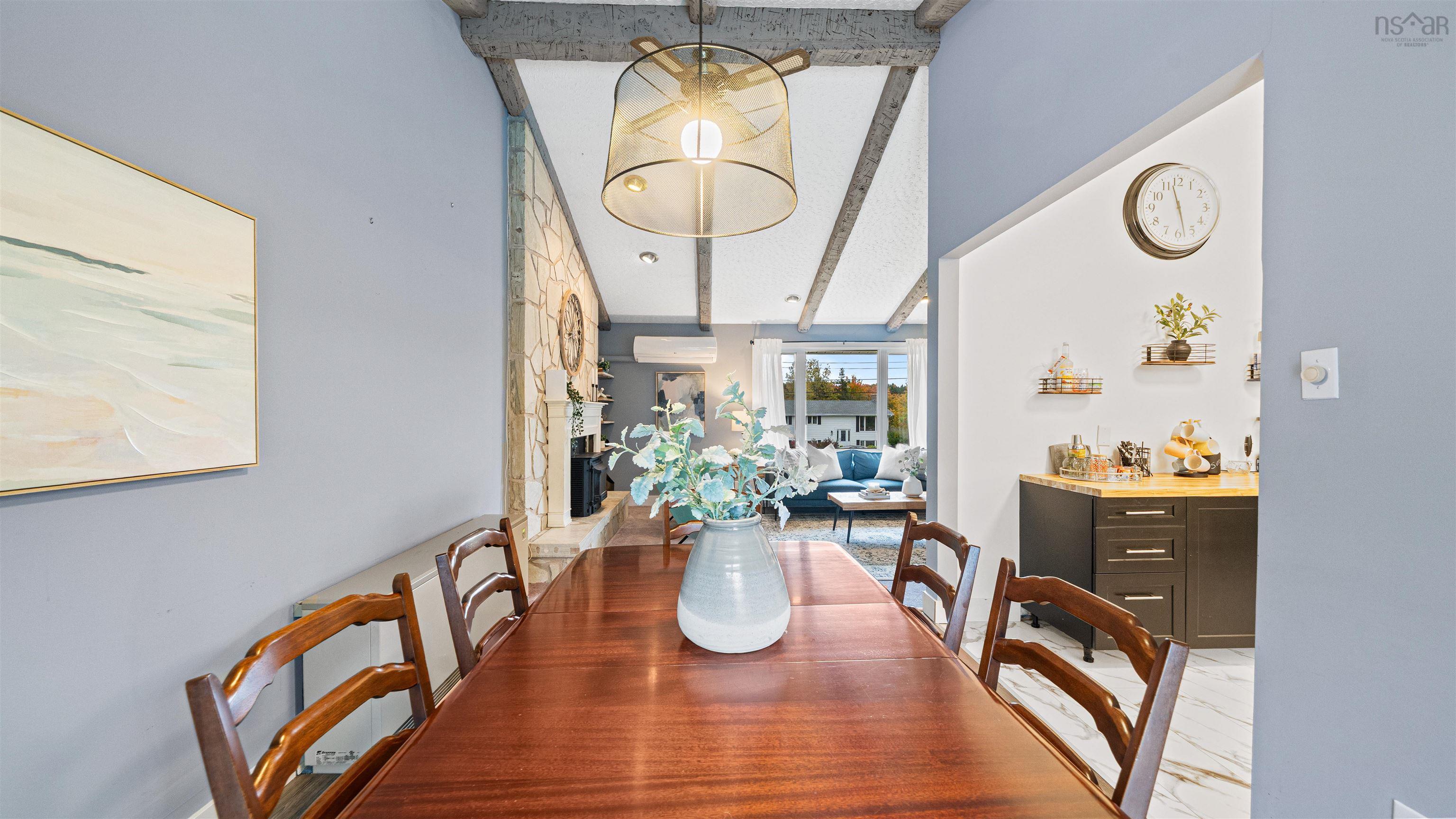 Thumbnail image for 16 Donview Drive MLS<sup>®</sup> 202526263