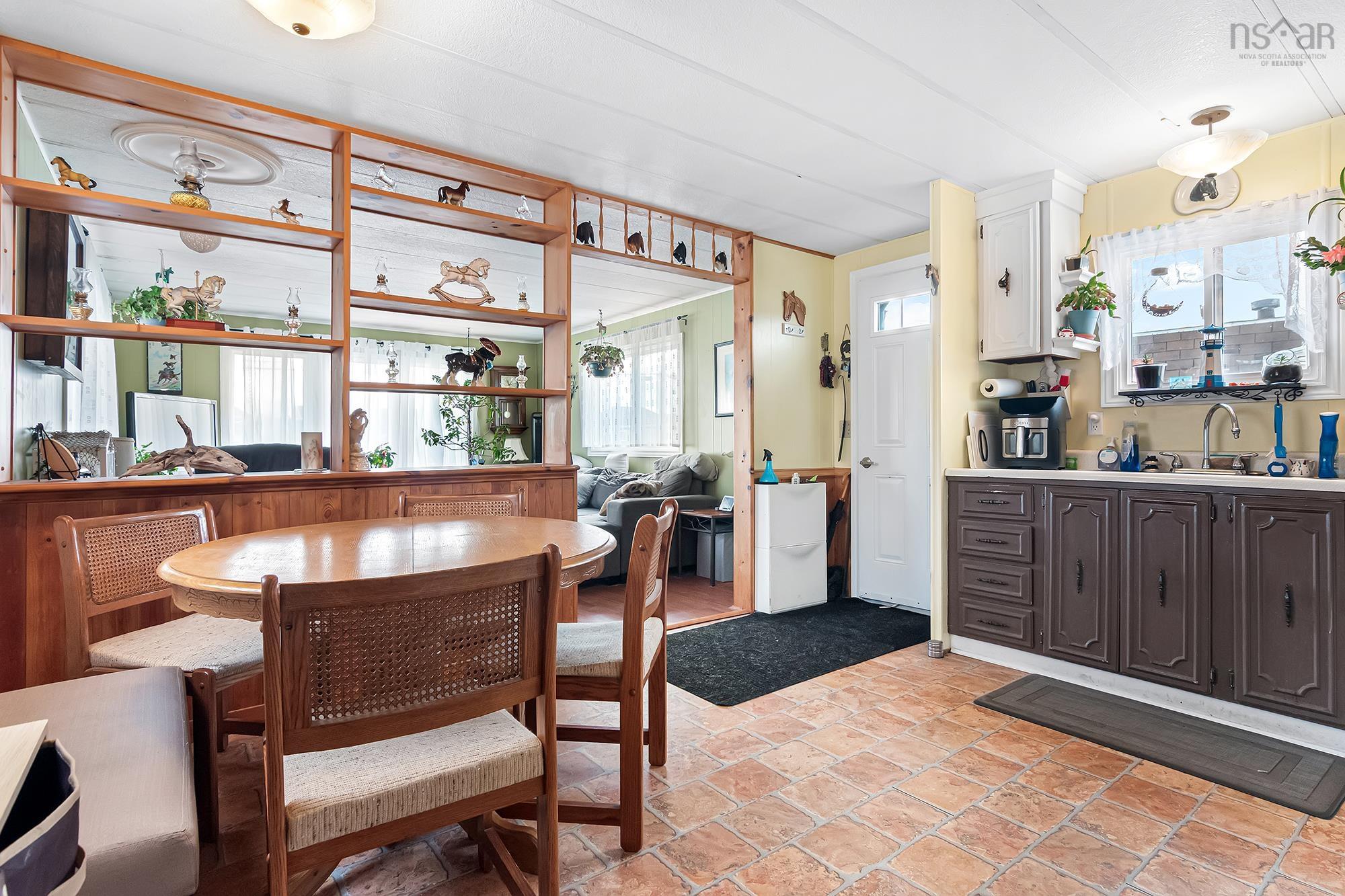 Thumbnail image for 36 Birchill Drive MLS<sup>®</sup> 202527402