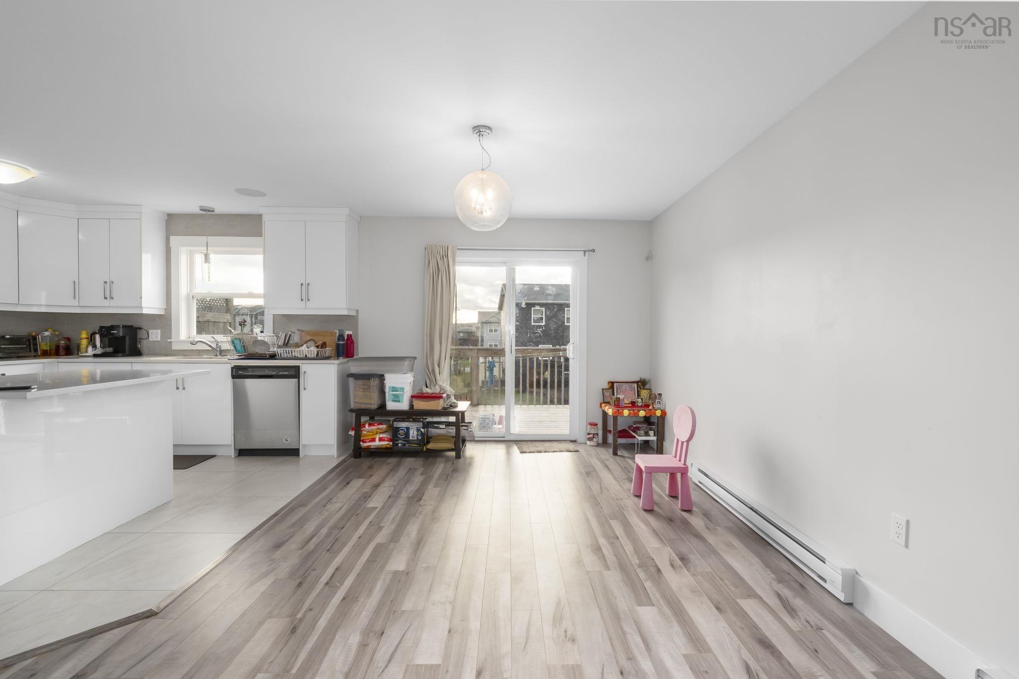 Thumbnail image for 109 Titanium Crescent MLS<sup>®</sup> 202528303