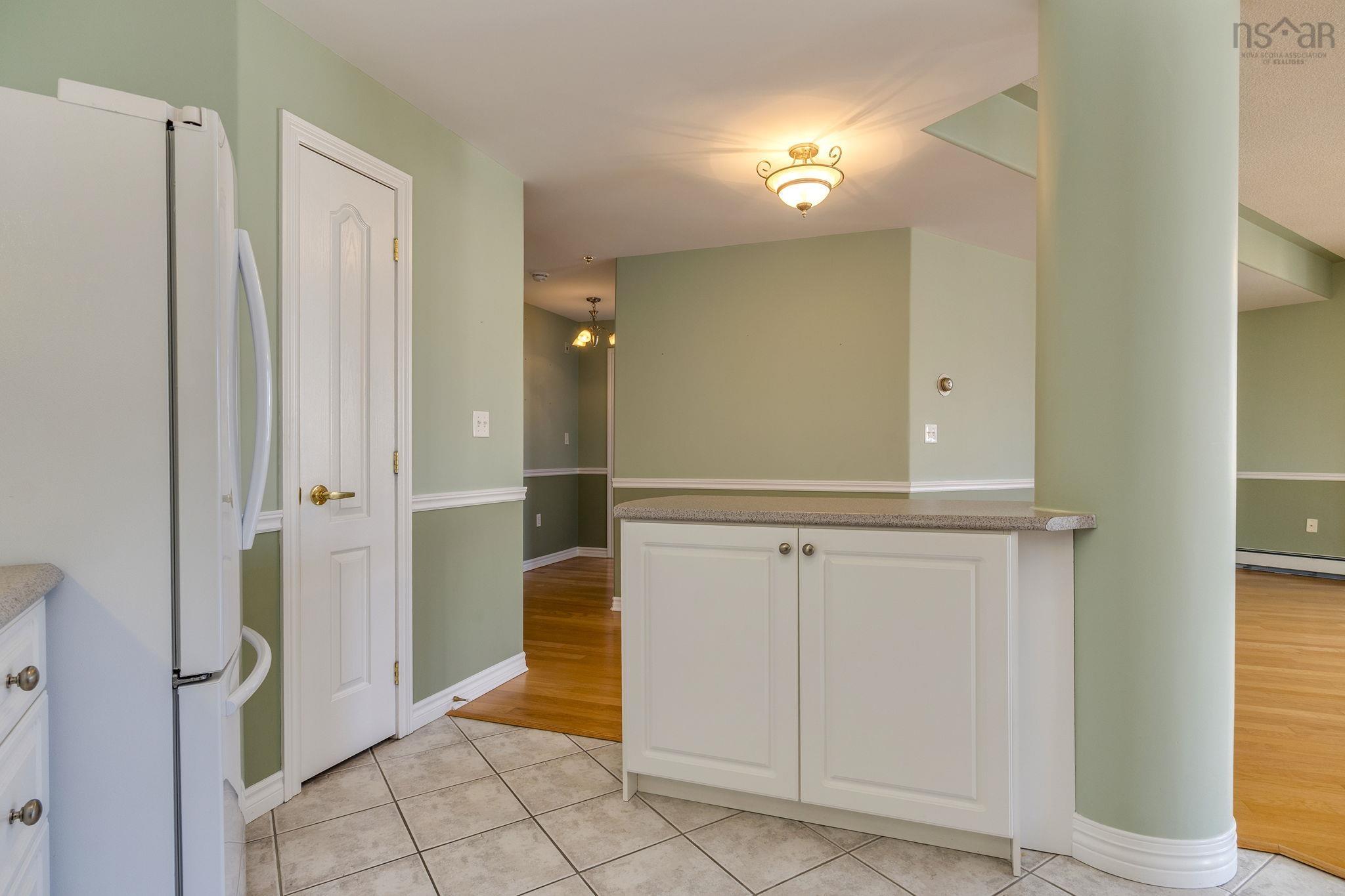 Thumbnail image for 409 114 Regency Park Drive MLS<sup>®</sup> 202528375