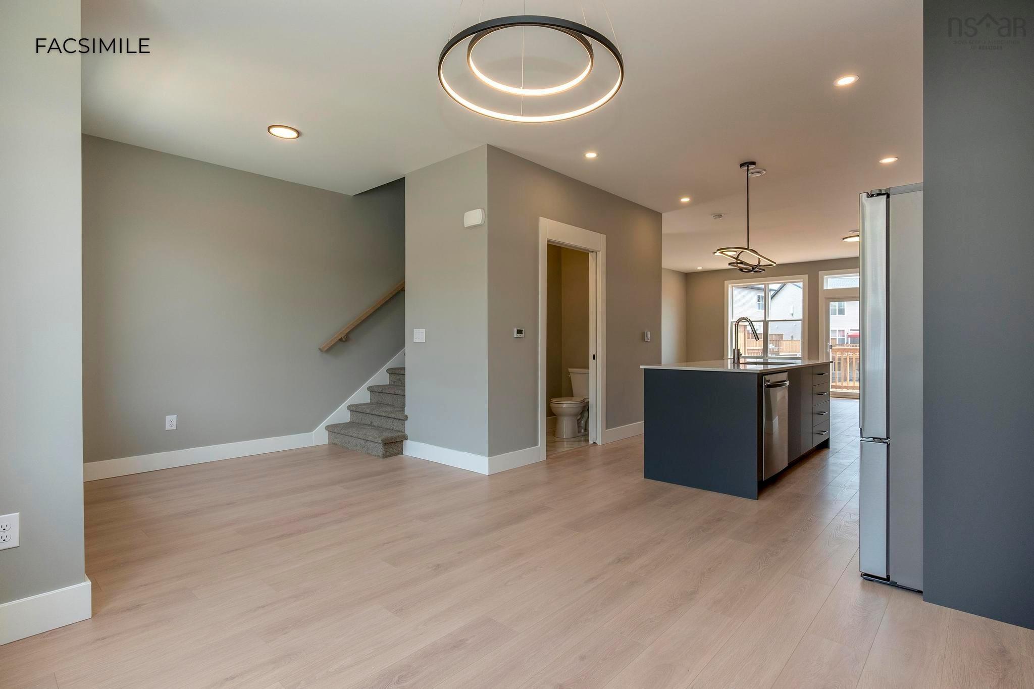 Thumbnail image for 55B Honeygold Drive MLS<sup>®</sup> 202528414