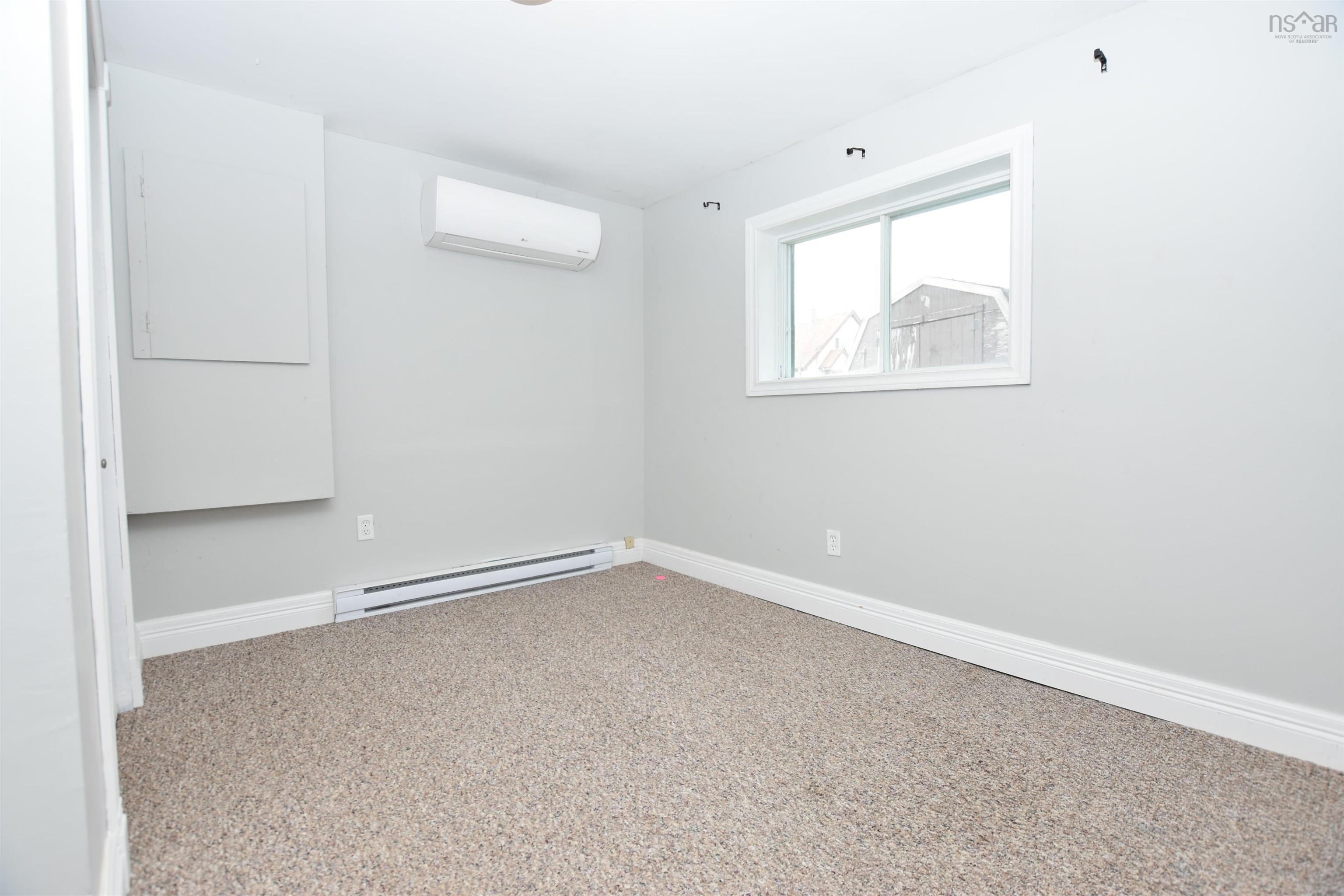 Thumbnail image for 1517 St Margarets Bay Road MLS<sup>®</sup> 202528624