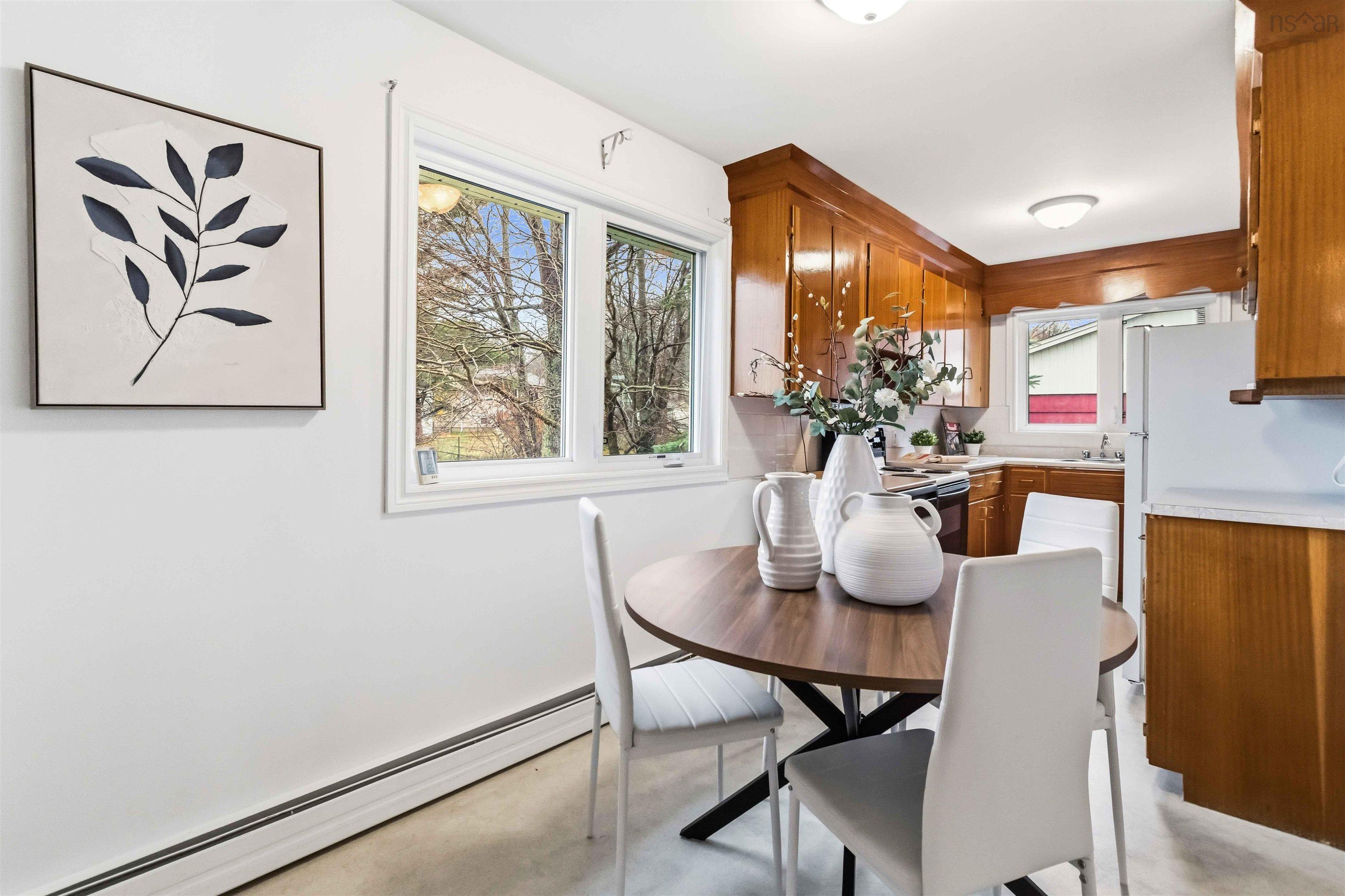 Thumbnail image for 12 Belvedere Drive MLS<sup>®</sup> 202528723