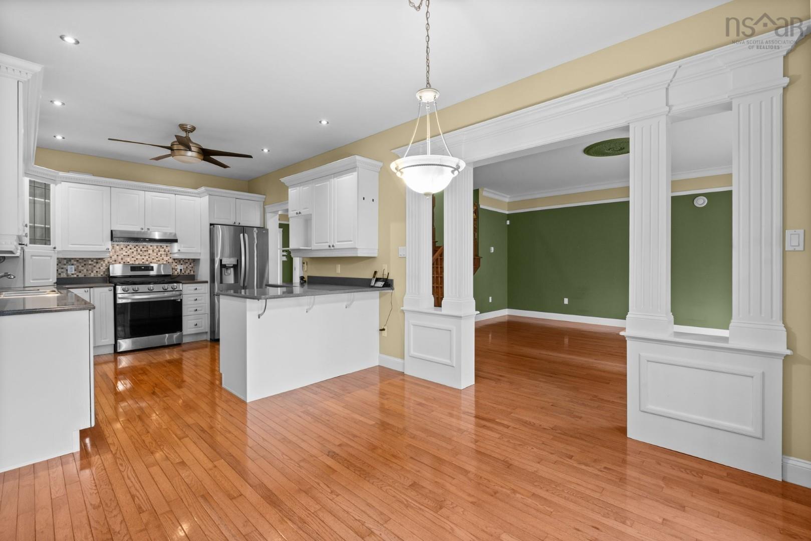 Thumbnail image for 52 Greenside Lane MLS<sup>®</sup> 202528822