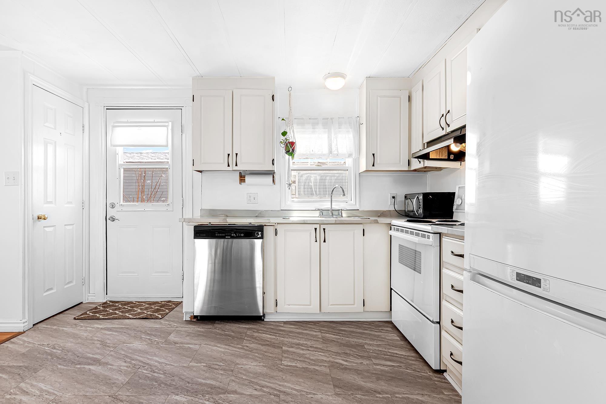 Thumbnail image for 2 Cocoa Street MLS<sup>®</sup> 202529533