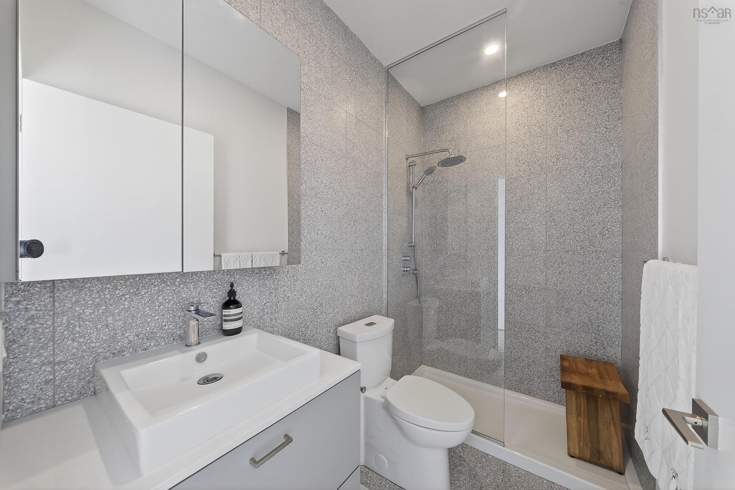 Thumbnail image for PH1 5511 Bilby Street MLS<sup>®</sup> 202529547