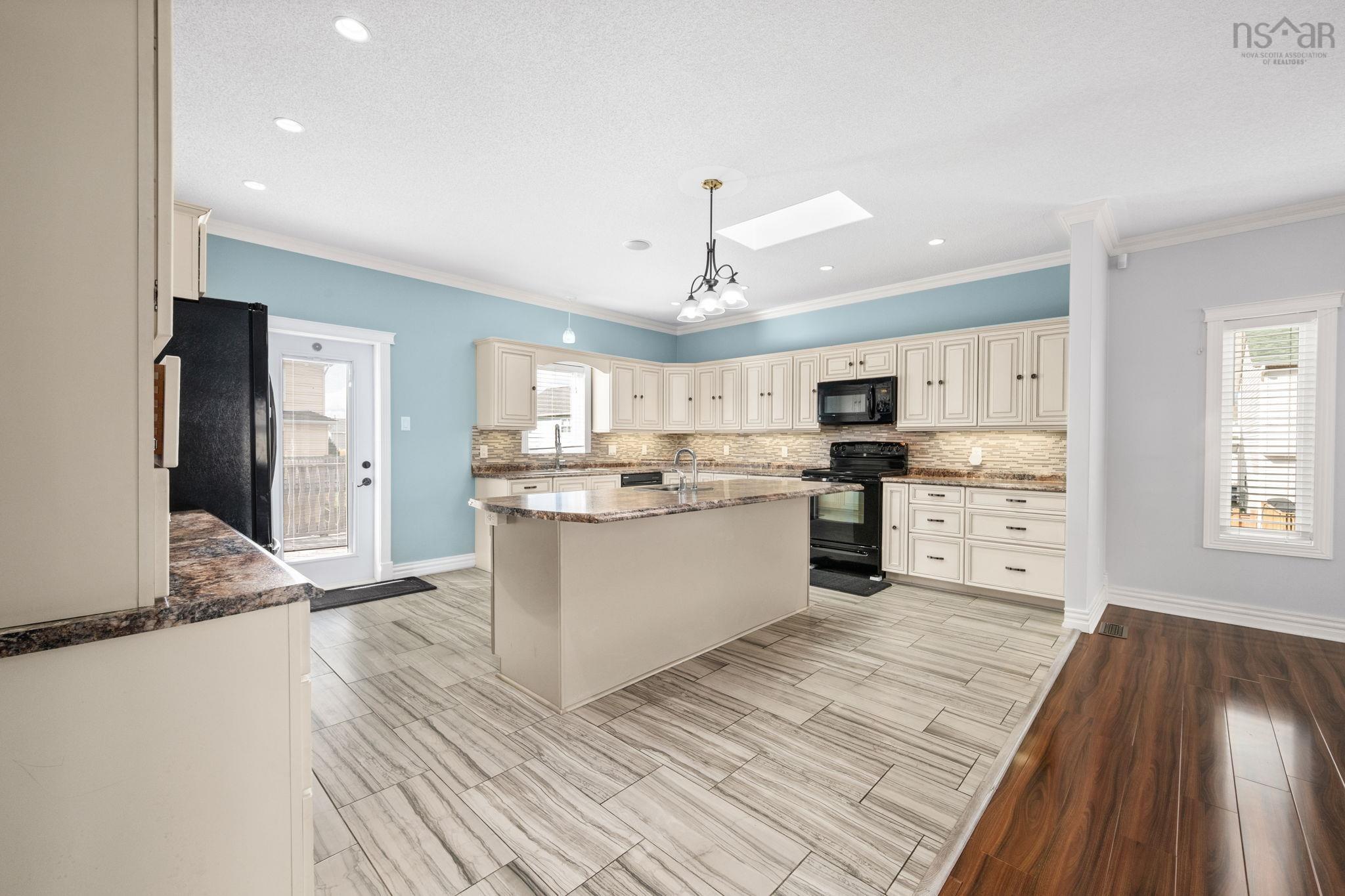 Thumbnail image for 14 Marshall Street MLS<sup>®</sup> 202600097