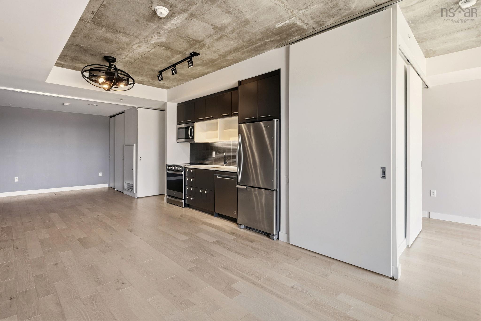 Thumbnail image for 618 1048 Wellington Street MLS<sup>®</sup> 202600182