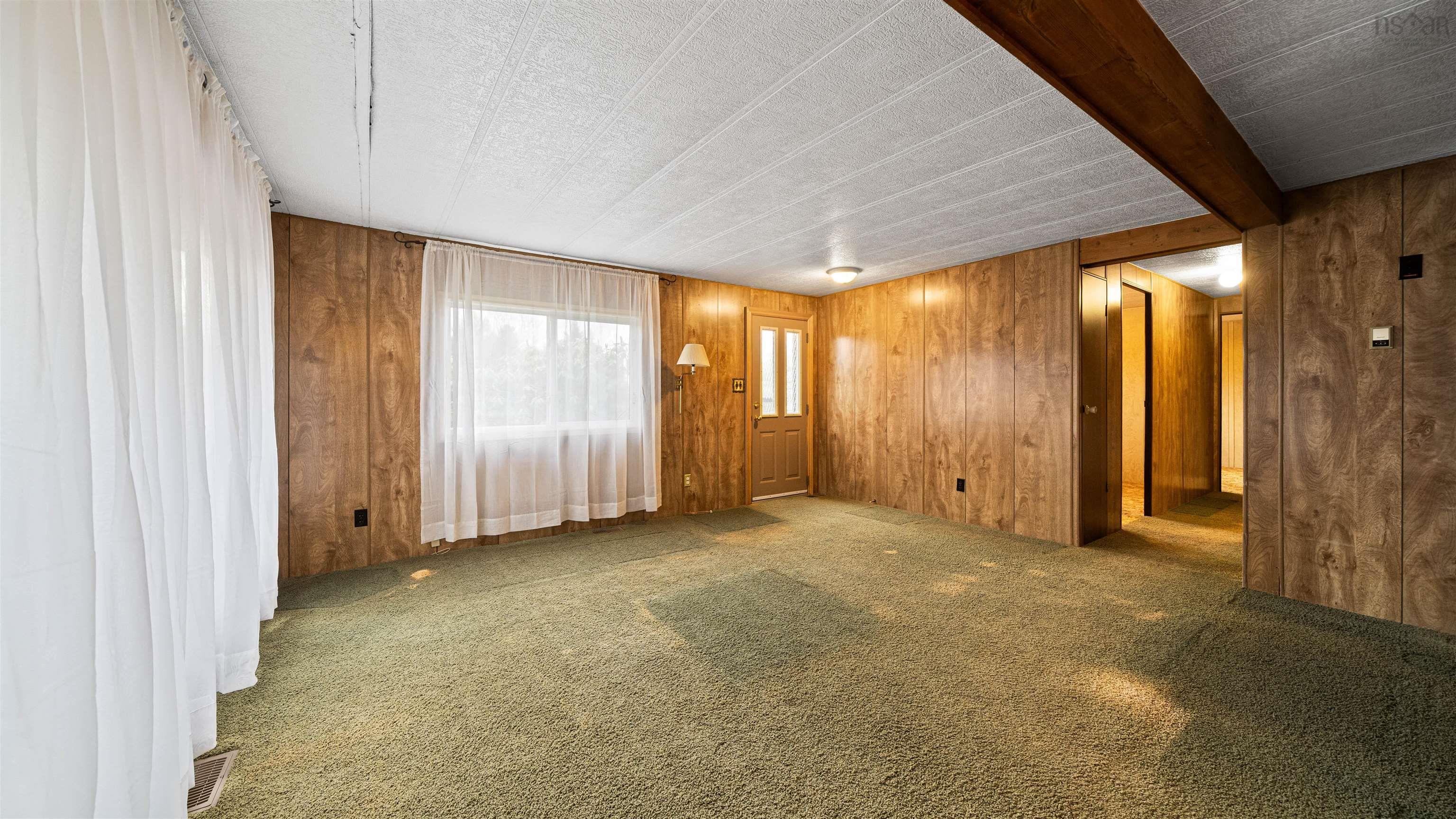 Thumbnail image for 21 James Street MLS<sup>®</sup> 202600185