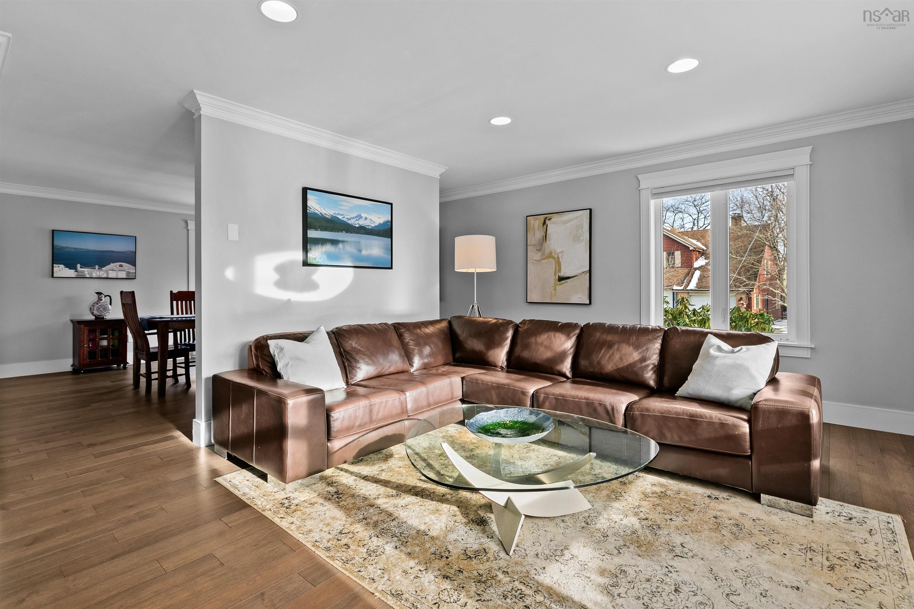 Thumbnail image for 1 Samuel Terrace MLS<sup>®</sup> 202600211