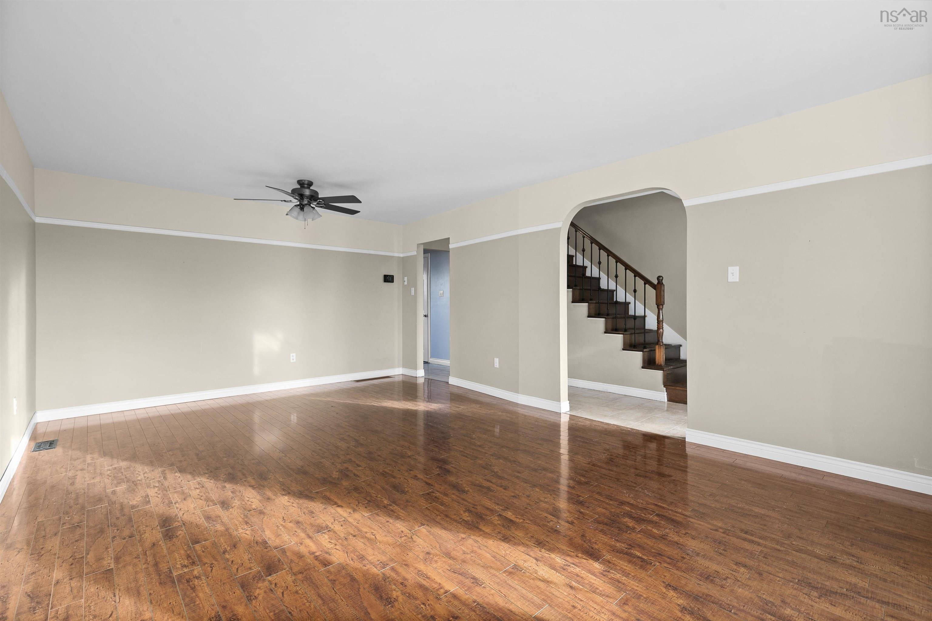 Thumbnail image for 20 Russell Lake Drive MLS<sup>®</sup> 202600217