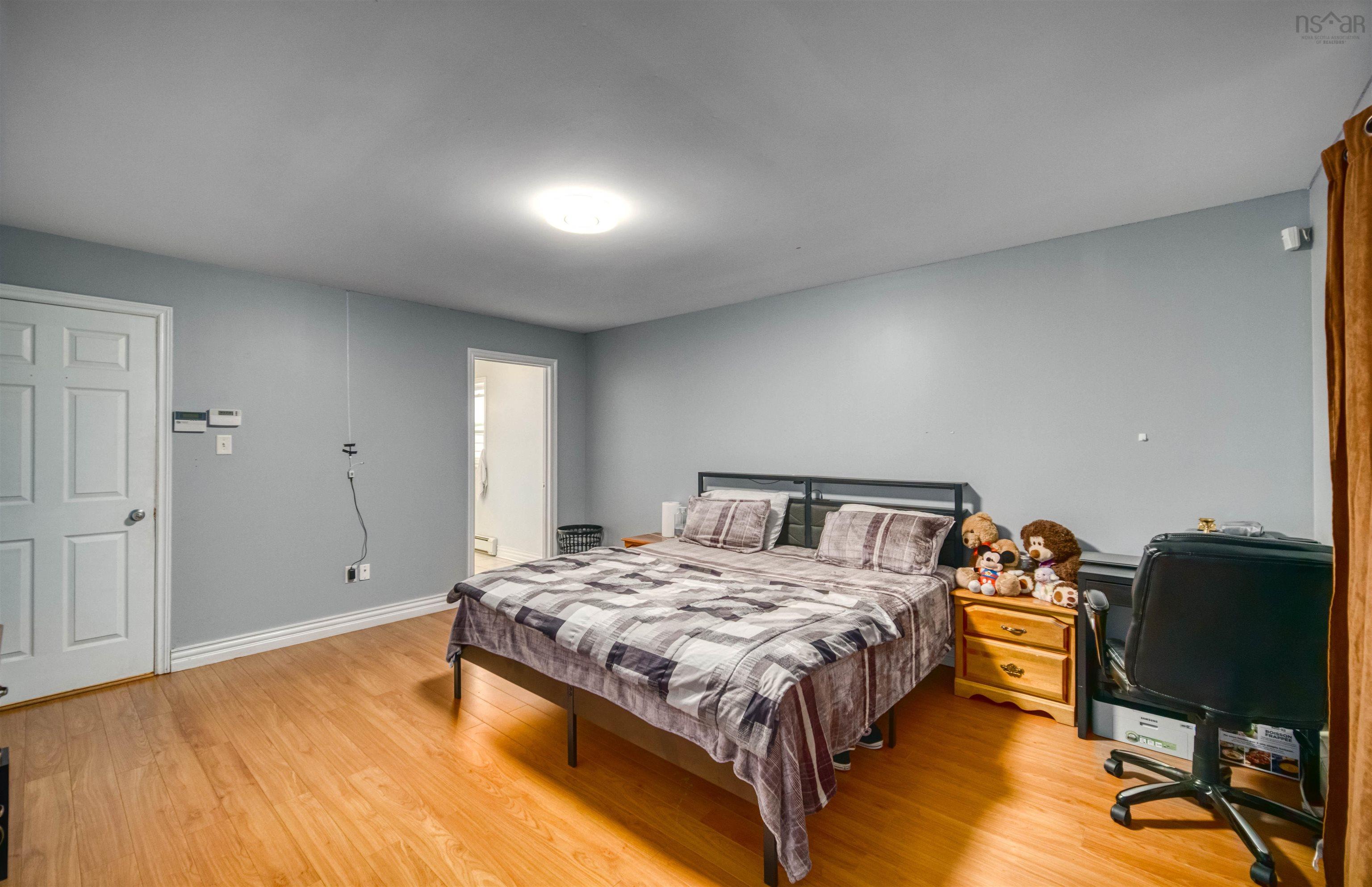 Thumbnail image for 276 Summer Field Way MLS<sup>®</sup> 202600369