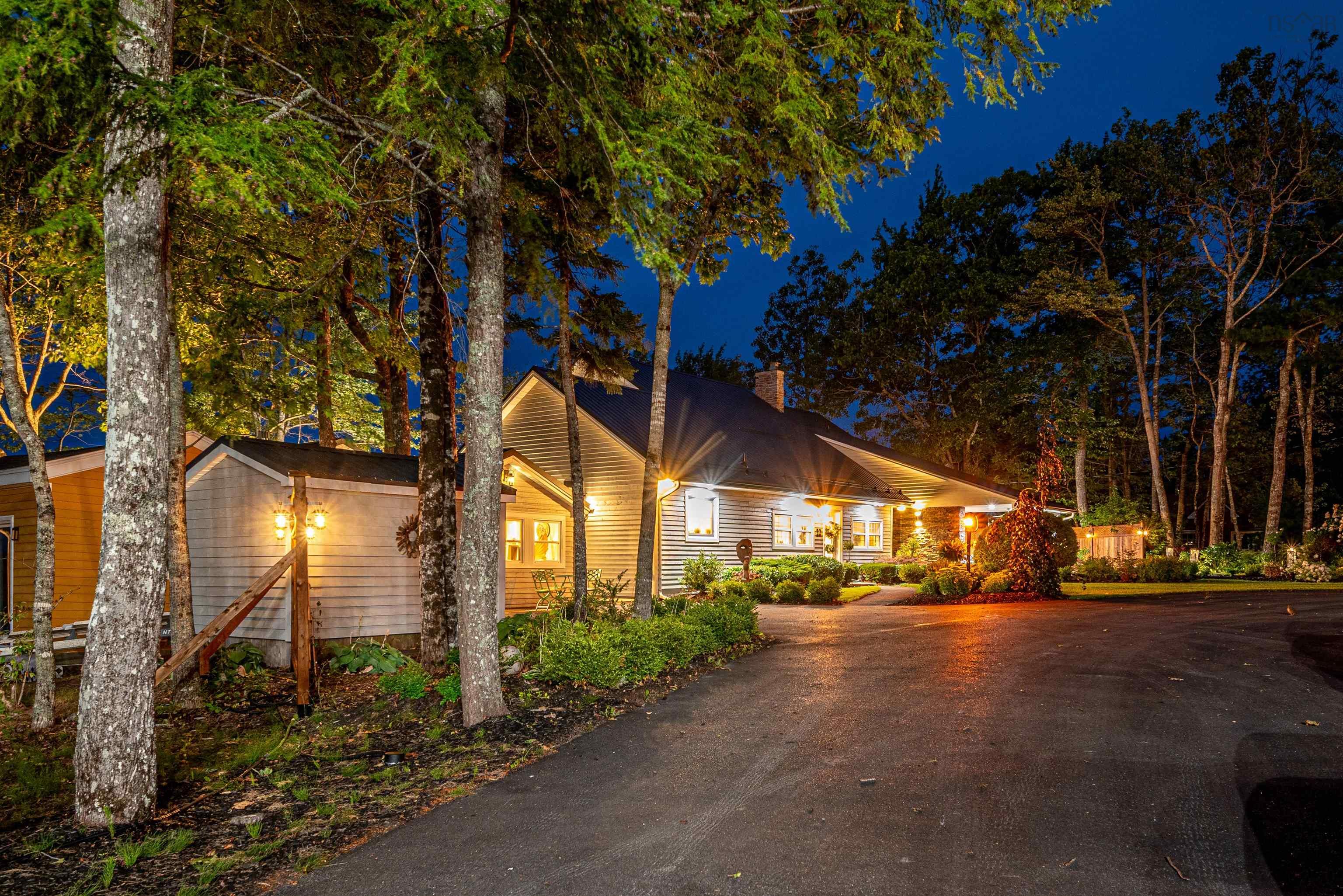 Thumbnail image for 22 Parkview Drive MLS<sup>®</sup> 202600432