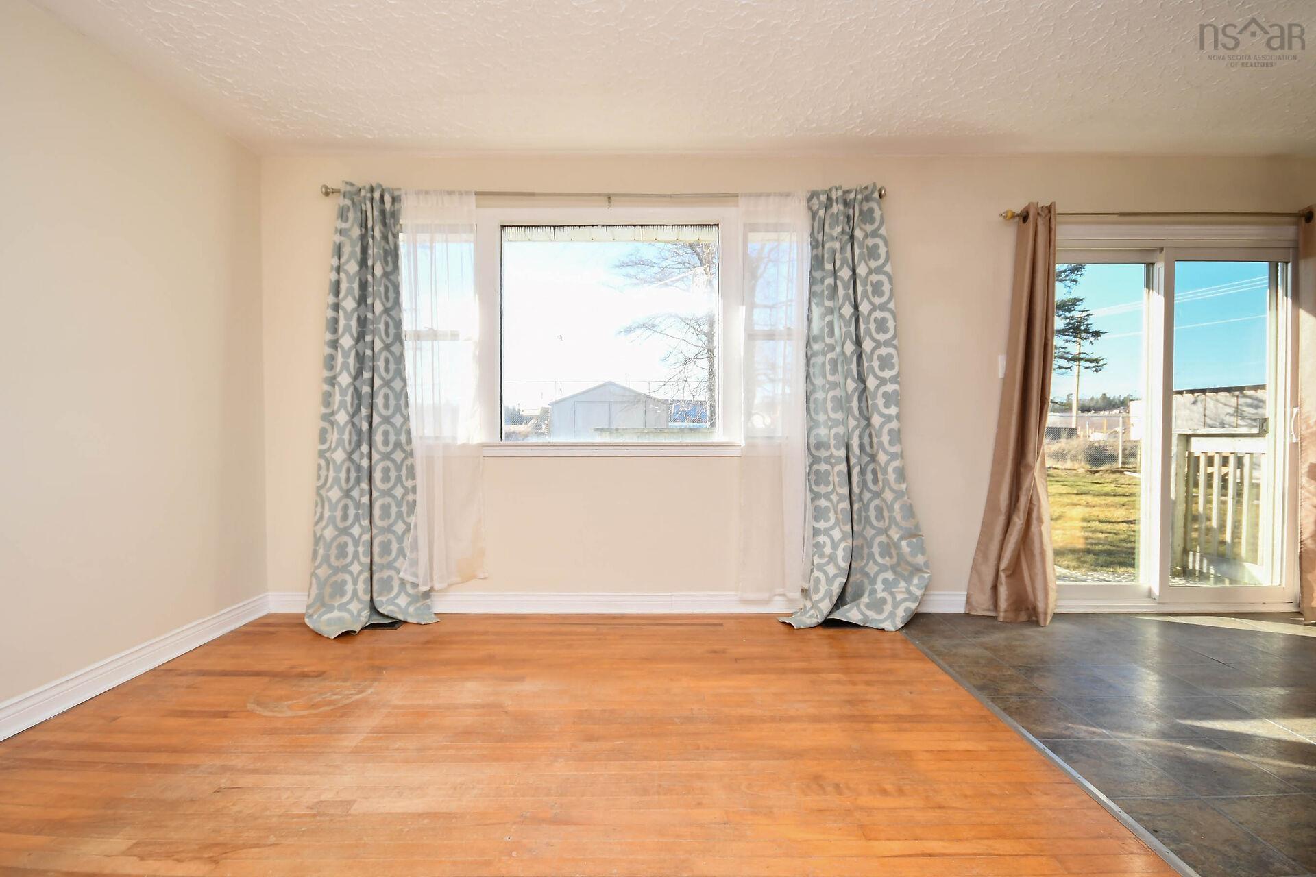 Thumbnail image for 51 Mansion Avenue MLS<sup>®</sup> 202600610