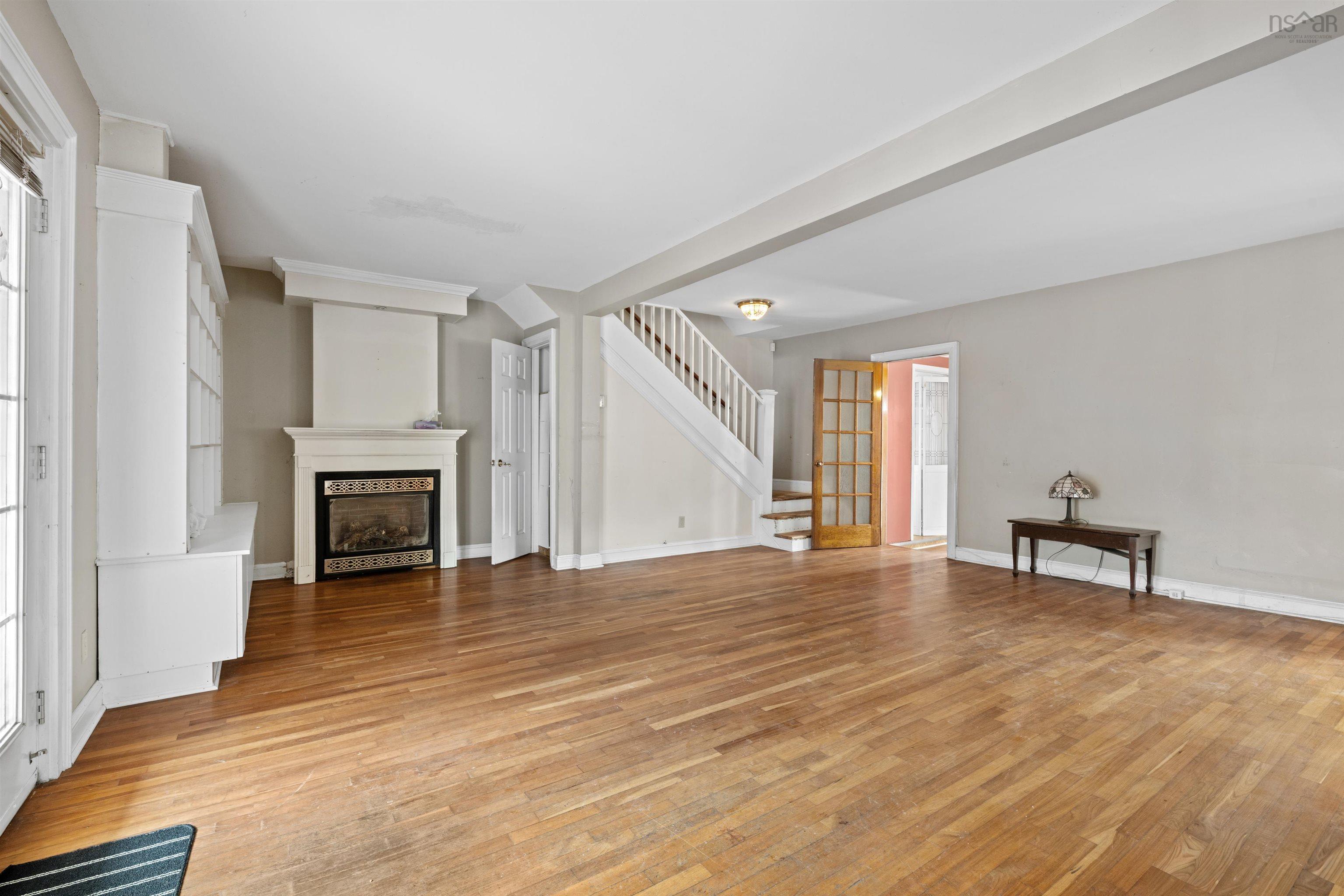 Thumbnail image for 5 Ferndale Drive MLS<sup>®</sup> 202600728