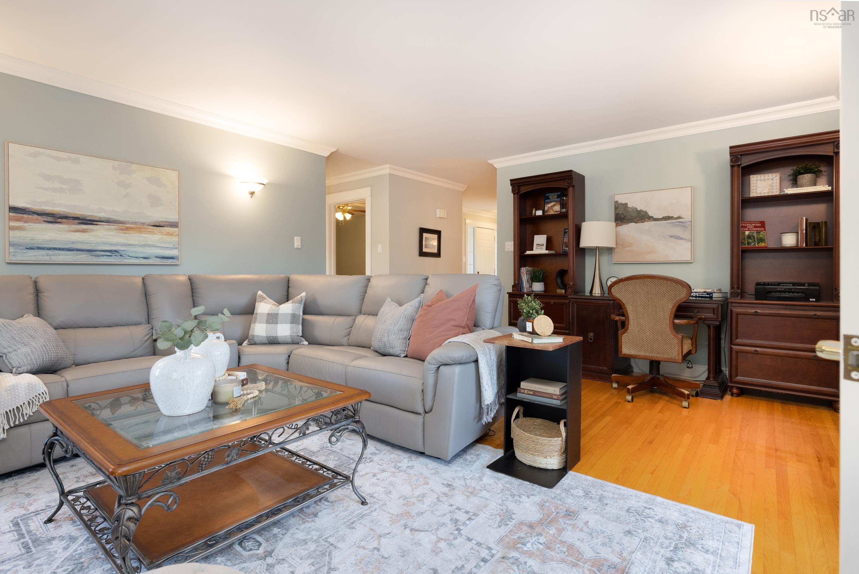 Thumbnail image for 51 Astour Drive MLS<sup>®</sup> 202600754