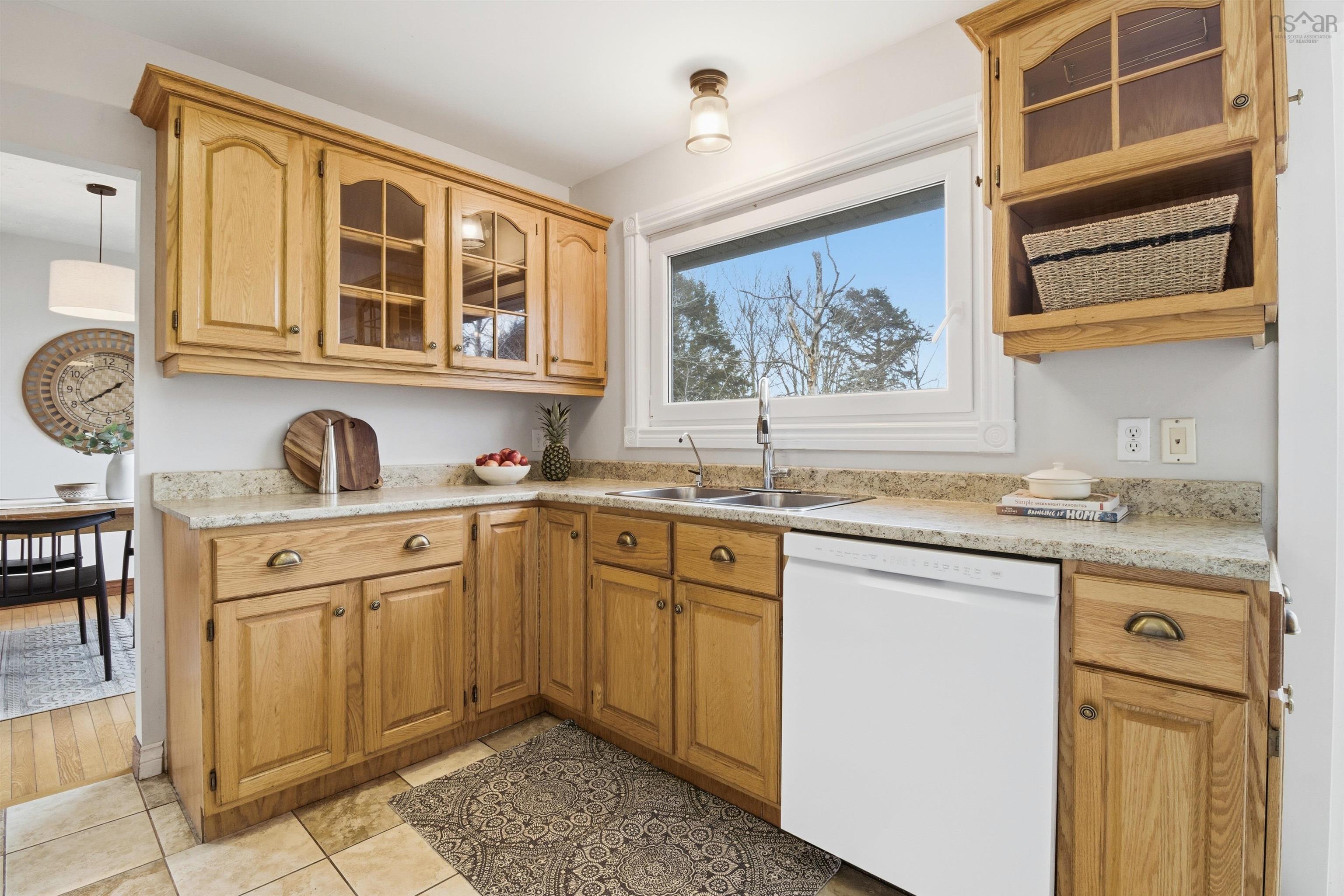 Thumbnail image for 76 Echo Forest Drive MLS<sup>®</sup> 202600780