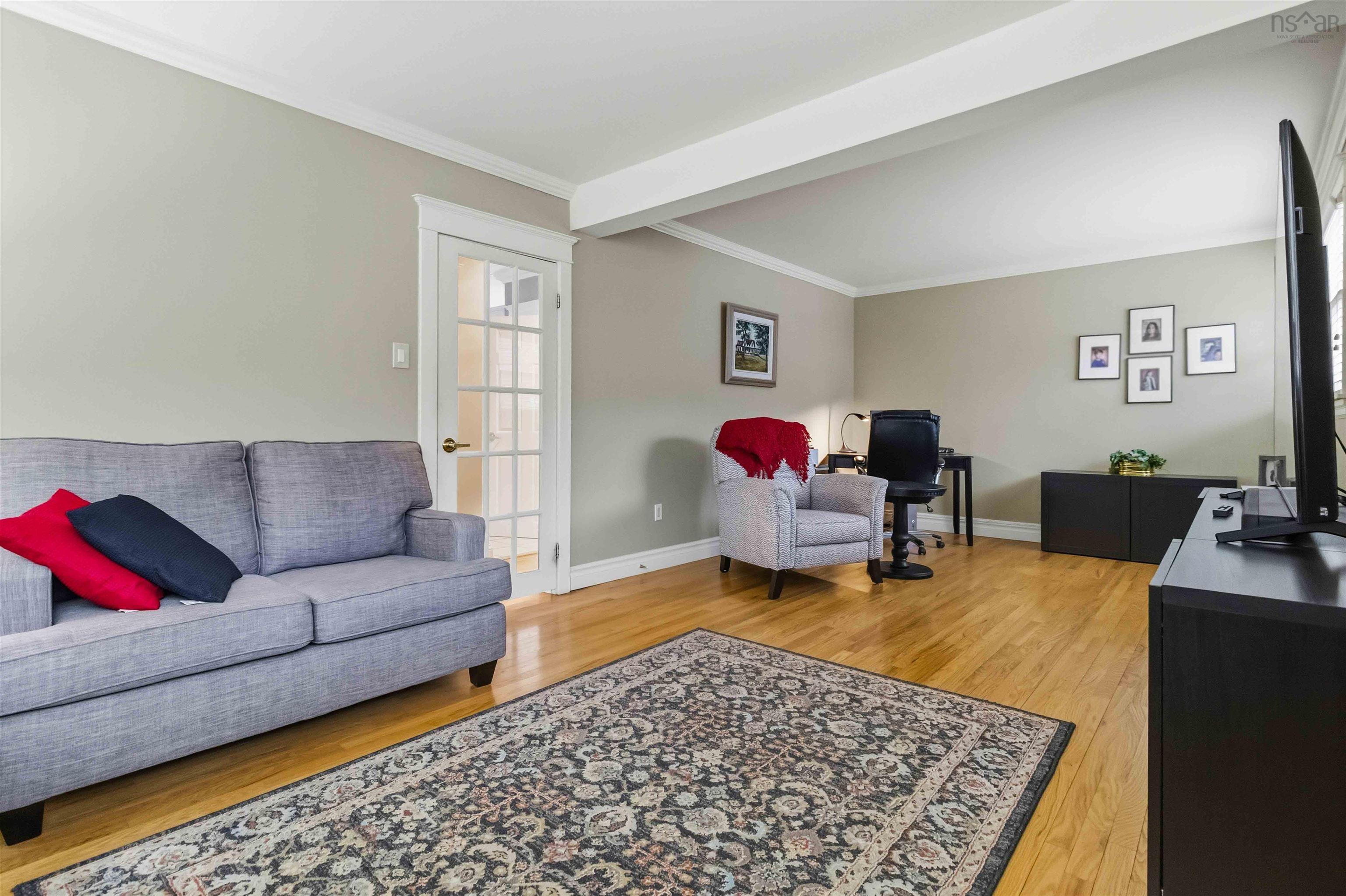 Thumbnail image for 42 Lodge Drive MLS<sup>®</sup> 202600905