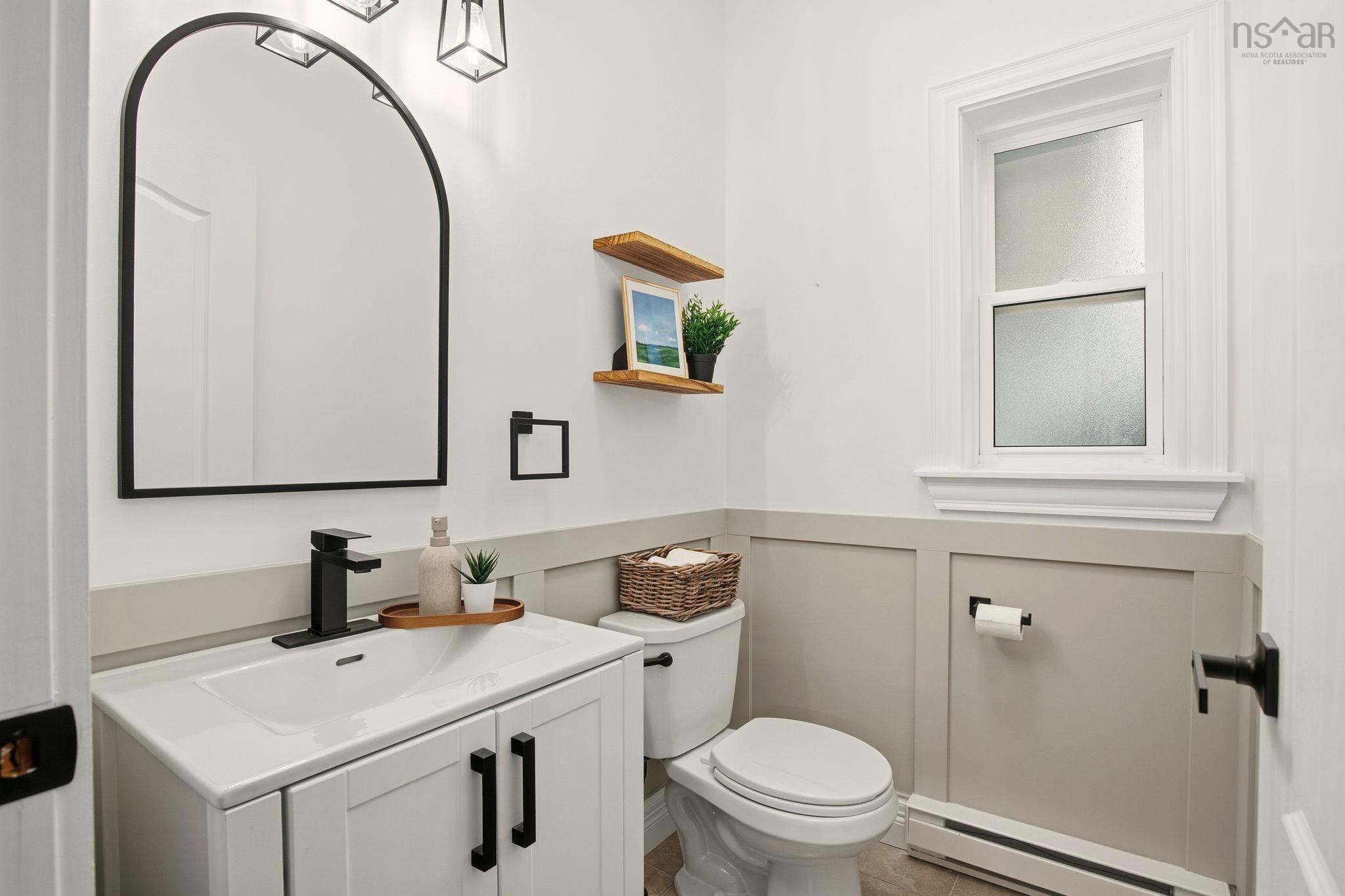 Thumbnail image for 883 Mineville Road MLS<sup>®</sup> 202601071