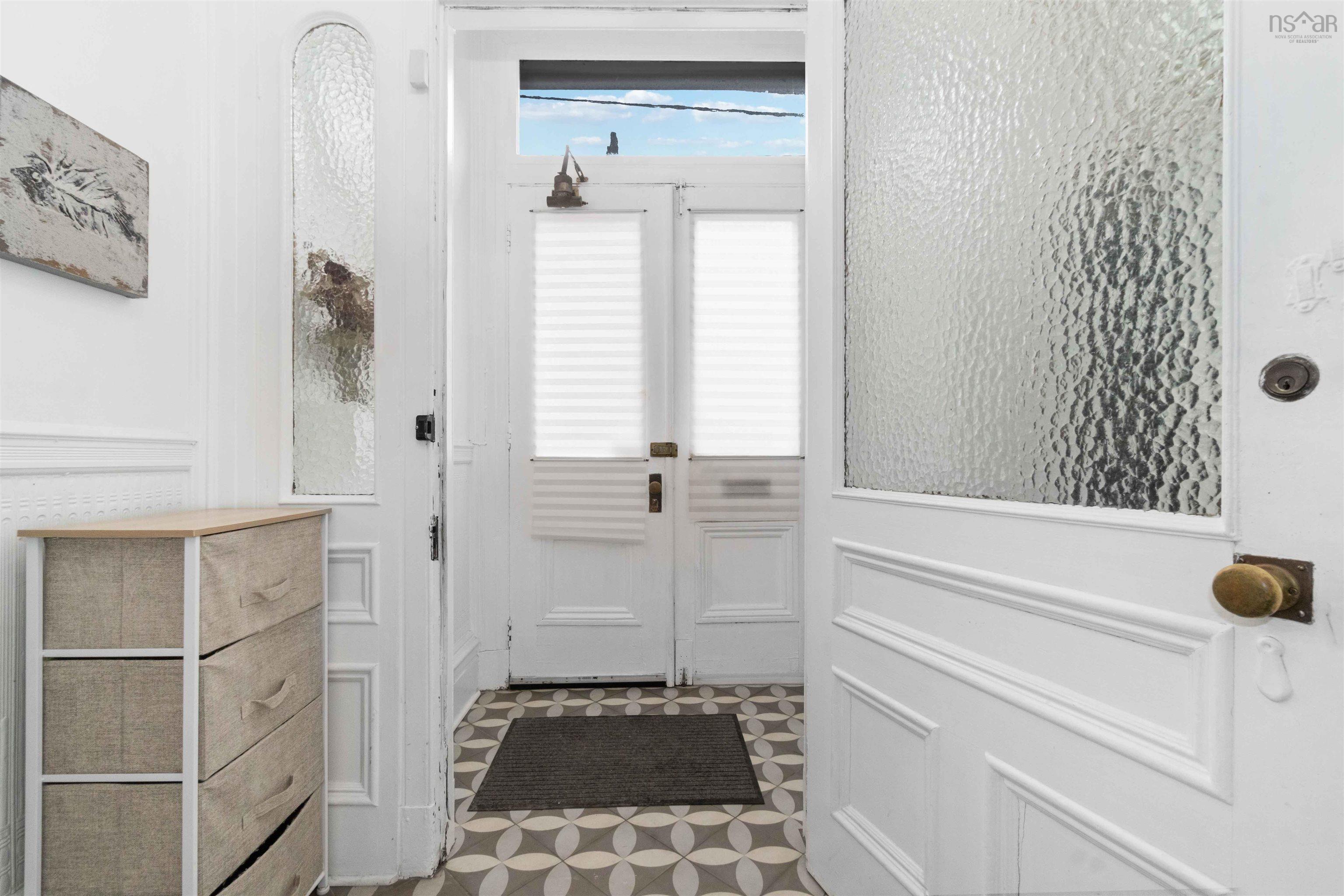 Thumbnail image for 5274 Morris Street MLS<sup>®</sup> 202601076