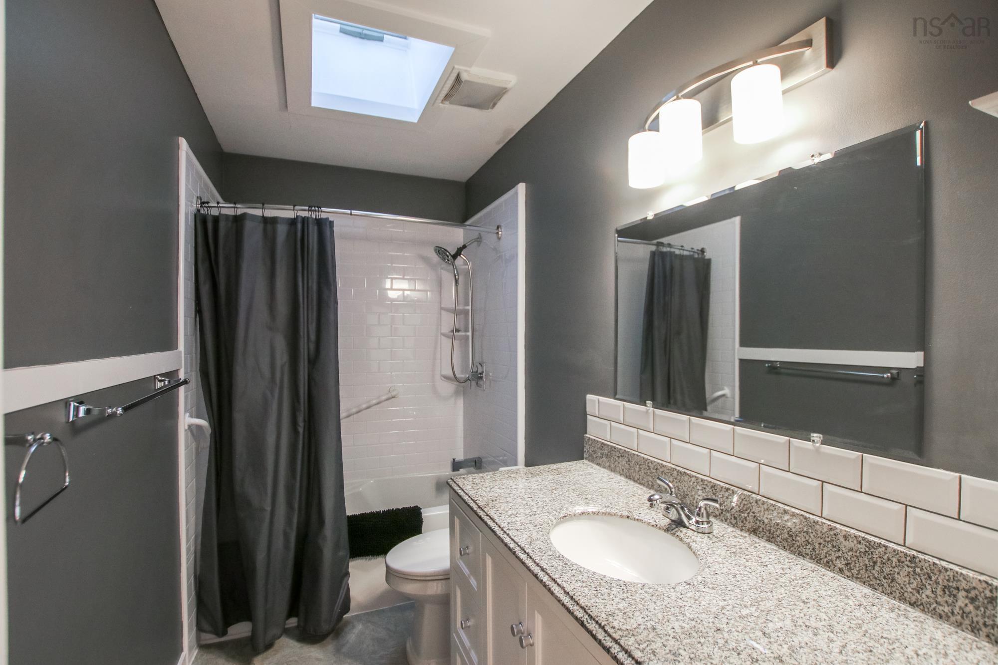 Thumbnail image for 38 Dartmouth Road MLS<sup>®</sup> 202601216