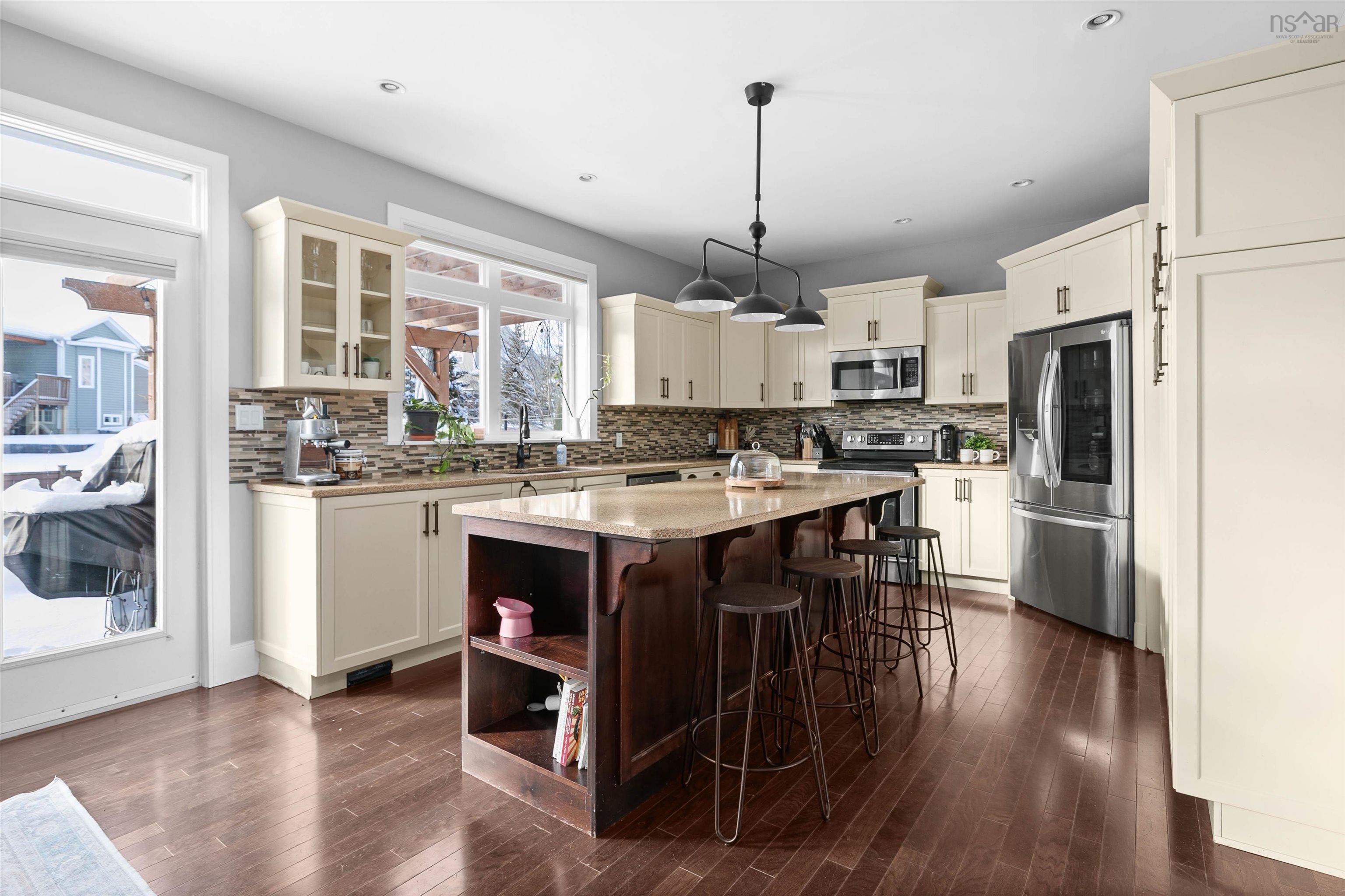 Thumbnail image for 262 Bently Drive MLS<sup>®</sup> 202601294