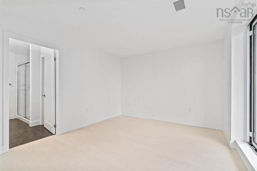 Thumbnail image for 905 72 Seapoint Road MLS<sup>®</sup> 202601296