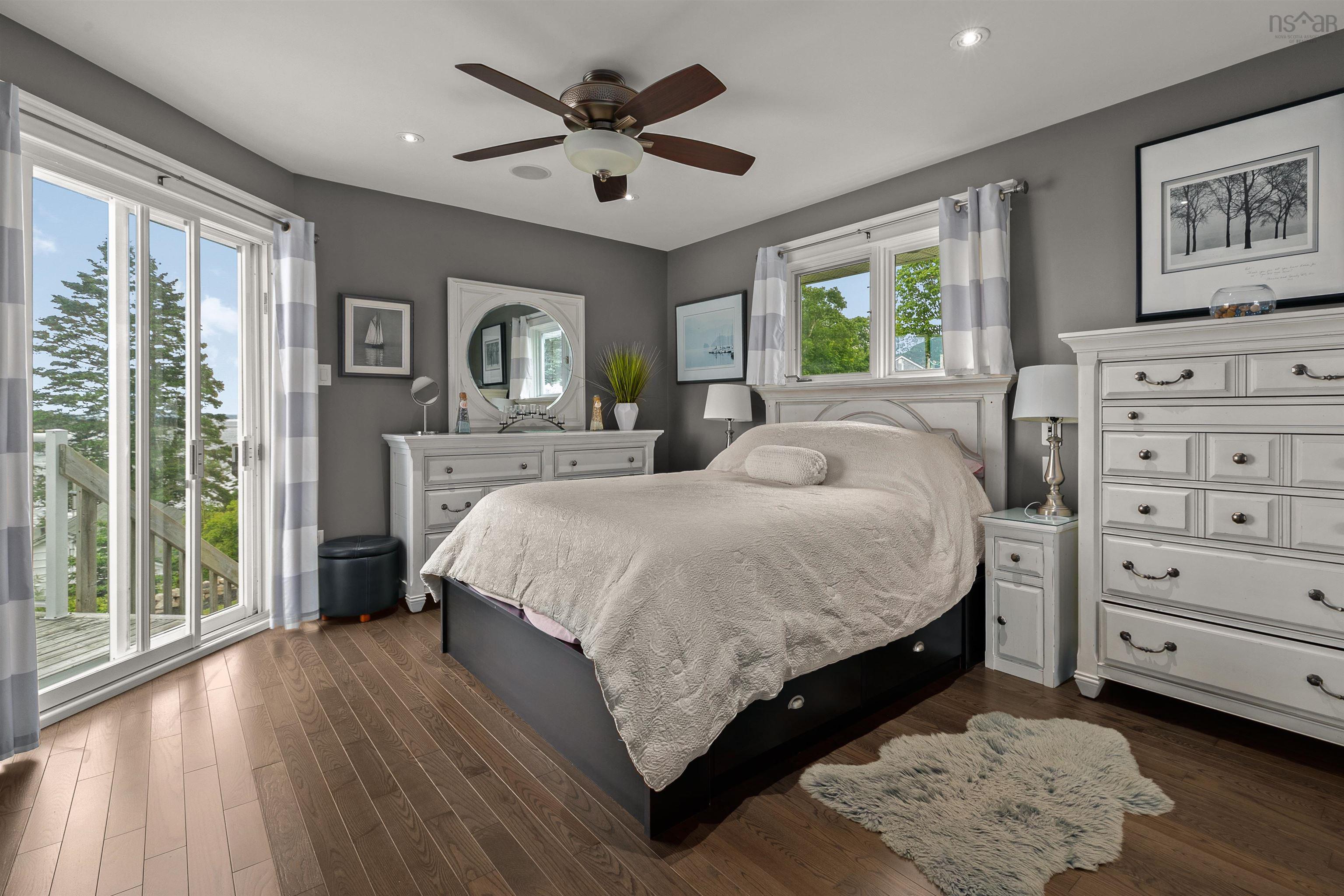 Thumbnail image for 54 Bayview Drive MLS<sup>®</sup> 202601468