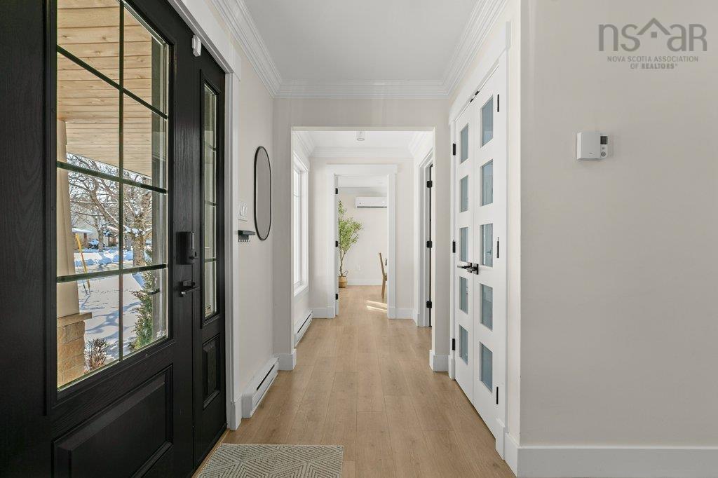 Thumbnail image for 26 Parkvale Crescent MLS<sup>®</sup> 202601666