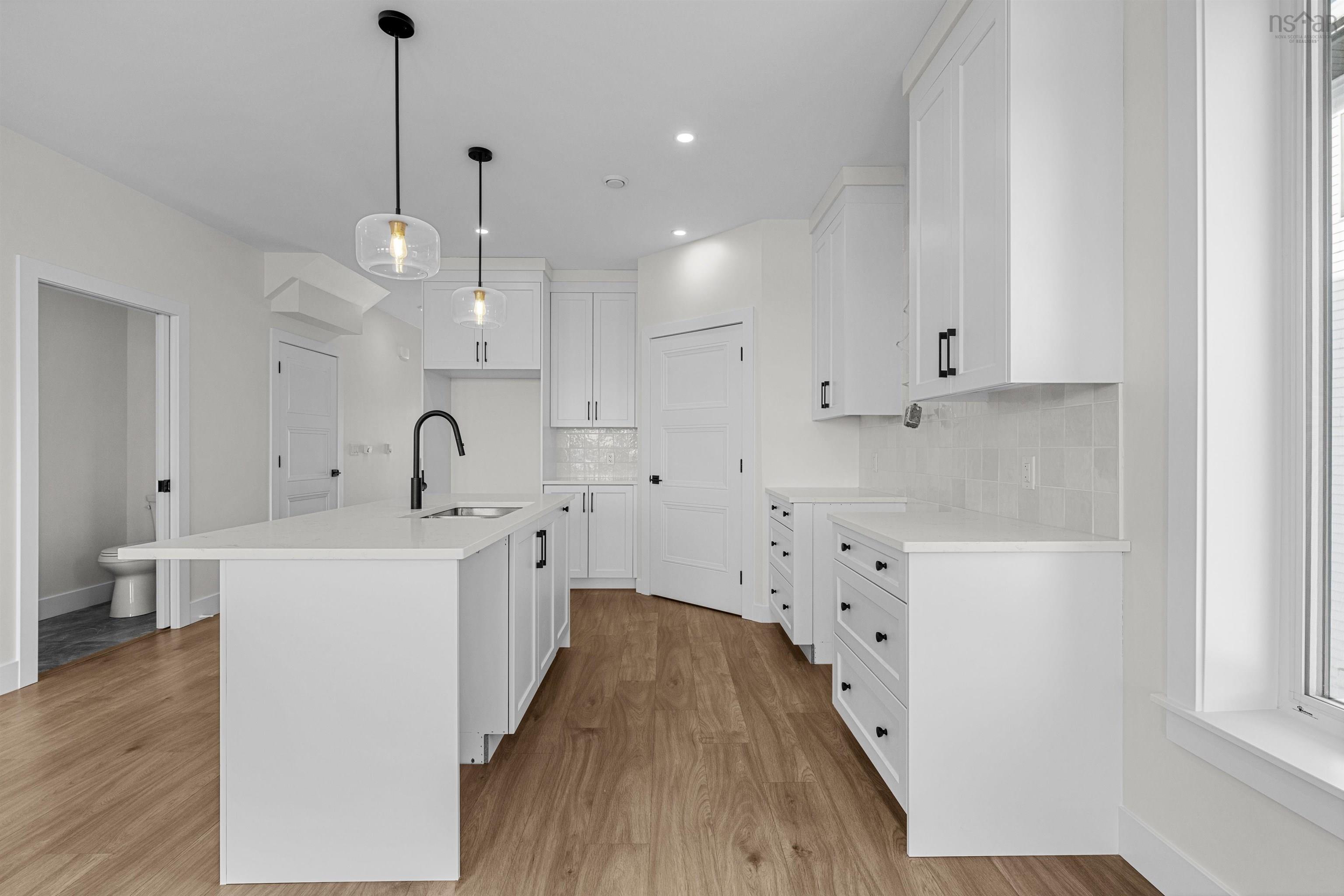 Thumbnail image for 71 Grenoble Court MLS<sup>®</sup> 202601783