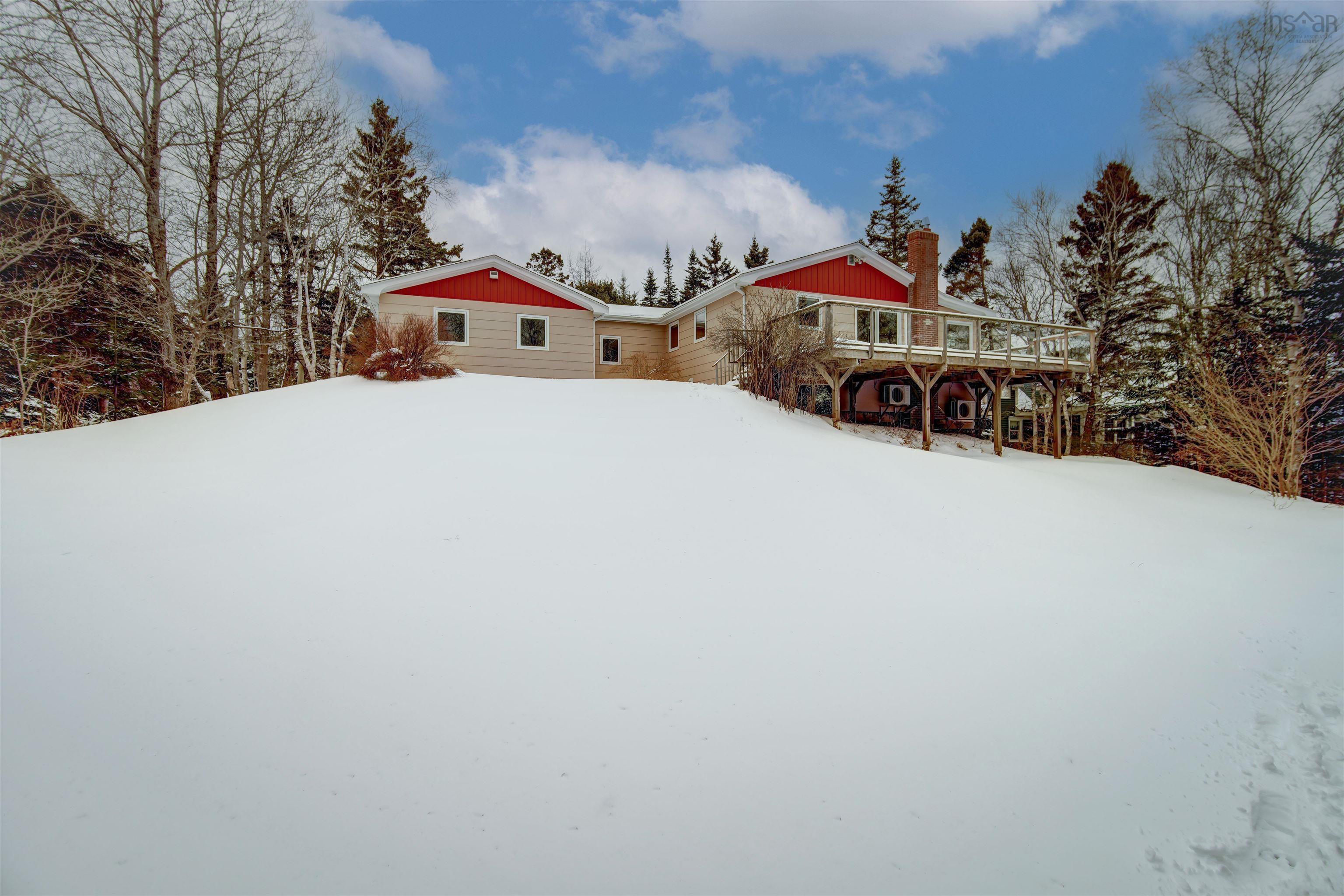 Thumbnail image for 31 Seafarers Lane MLS<sup>®</sup> 202602207