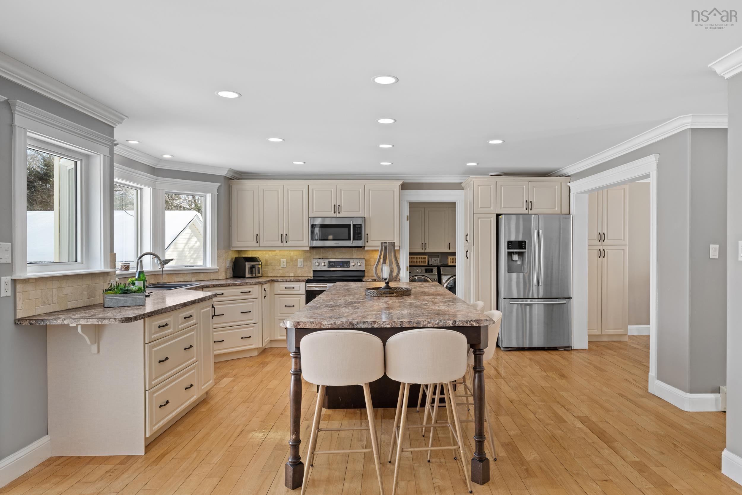 Thumbnail image for 206 Sandwick Drive MLS<sup>®</sup> 202602208