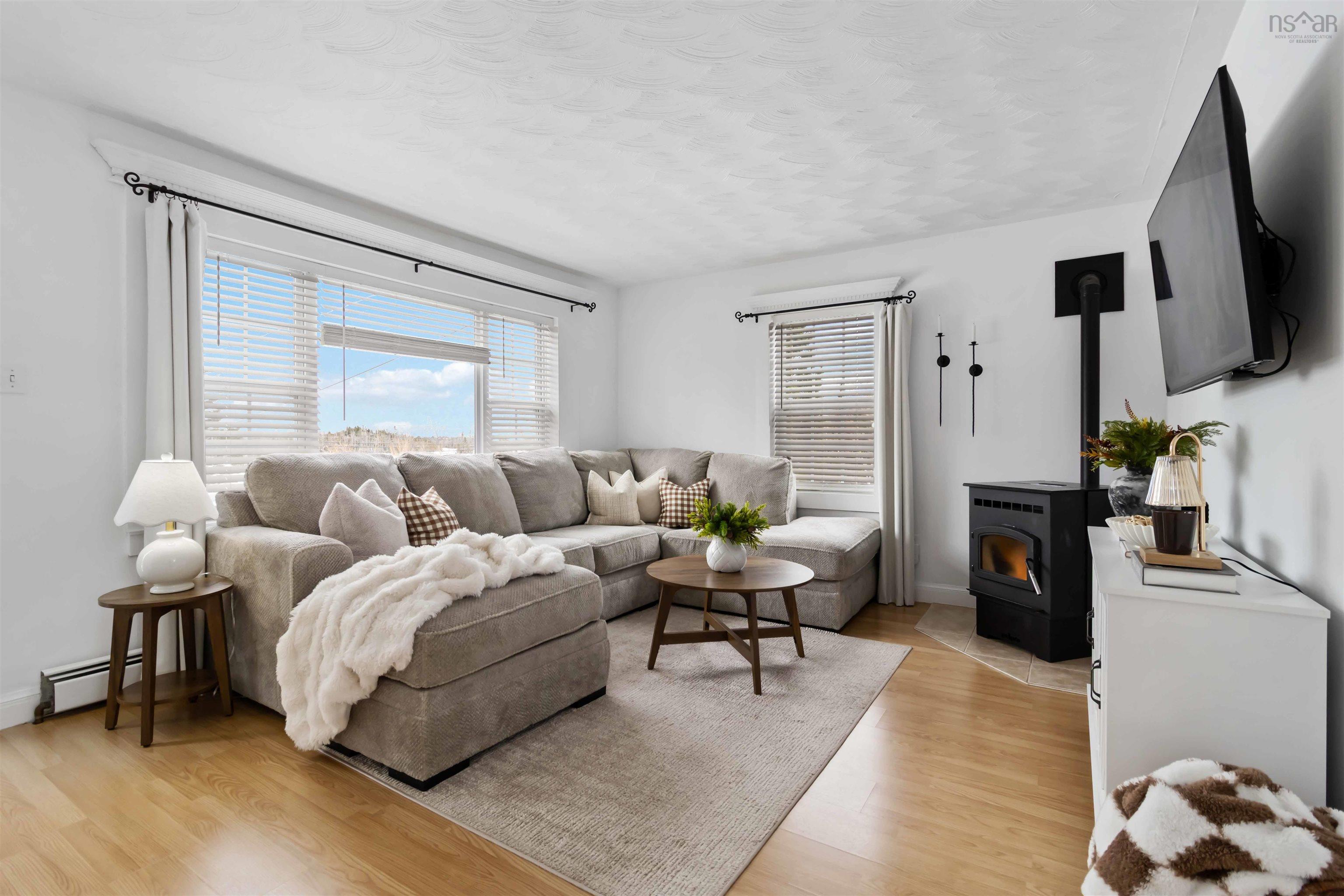 Thumbnail image for 31 West Pennant Road MLS<sup>®</sup> 202602508