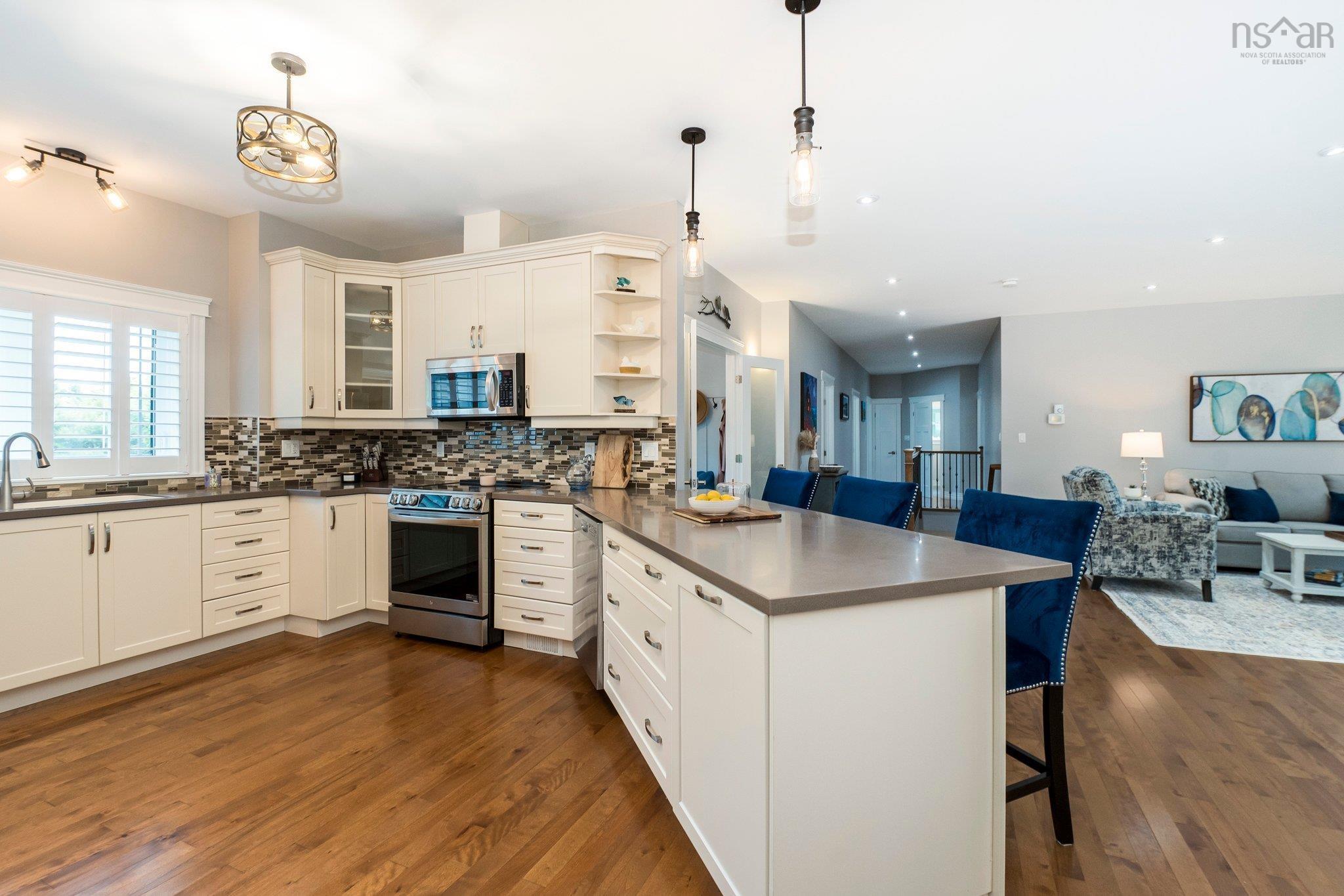 Thumbnail image for 331 Masons Point Road MLS<sup>®</sup> 202602615