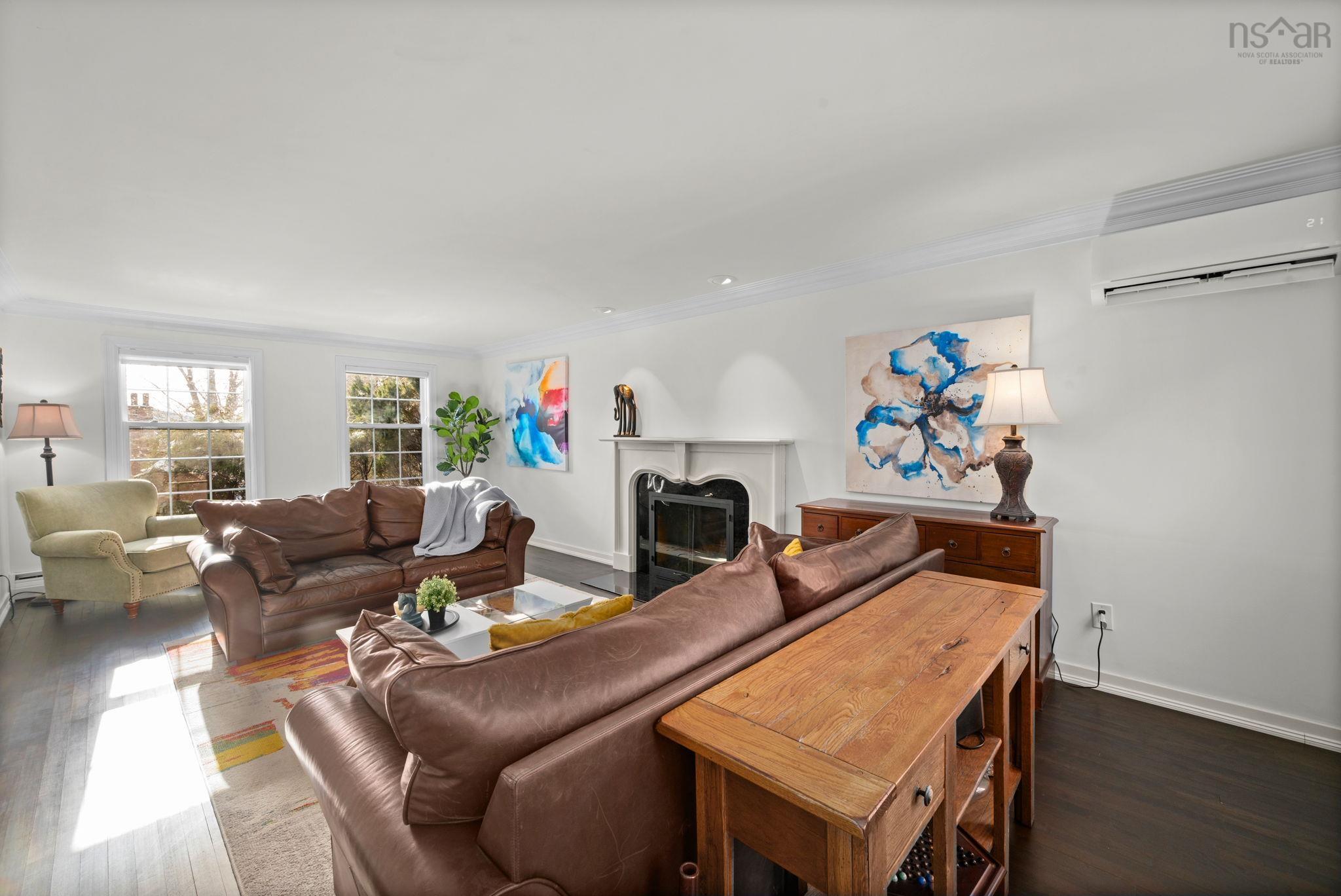 Thumbnail image for 523 Francklyn Street MLS<sup>®</sup> 202602621