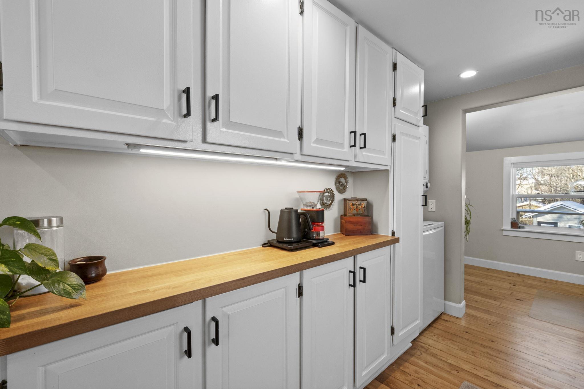 Thumbnail image for 47 A&B Withrod Drive MLS<sup>®</sup> 202602632