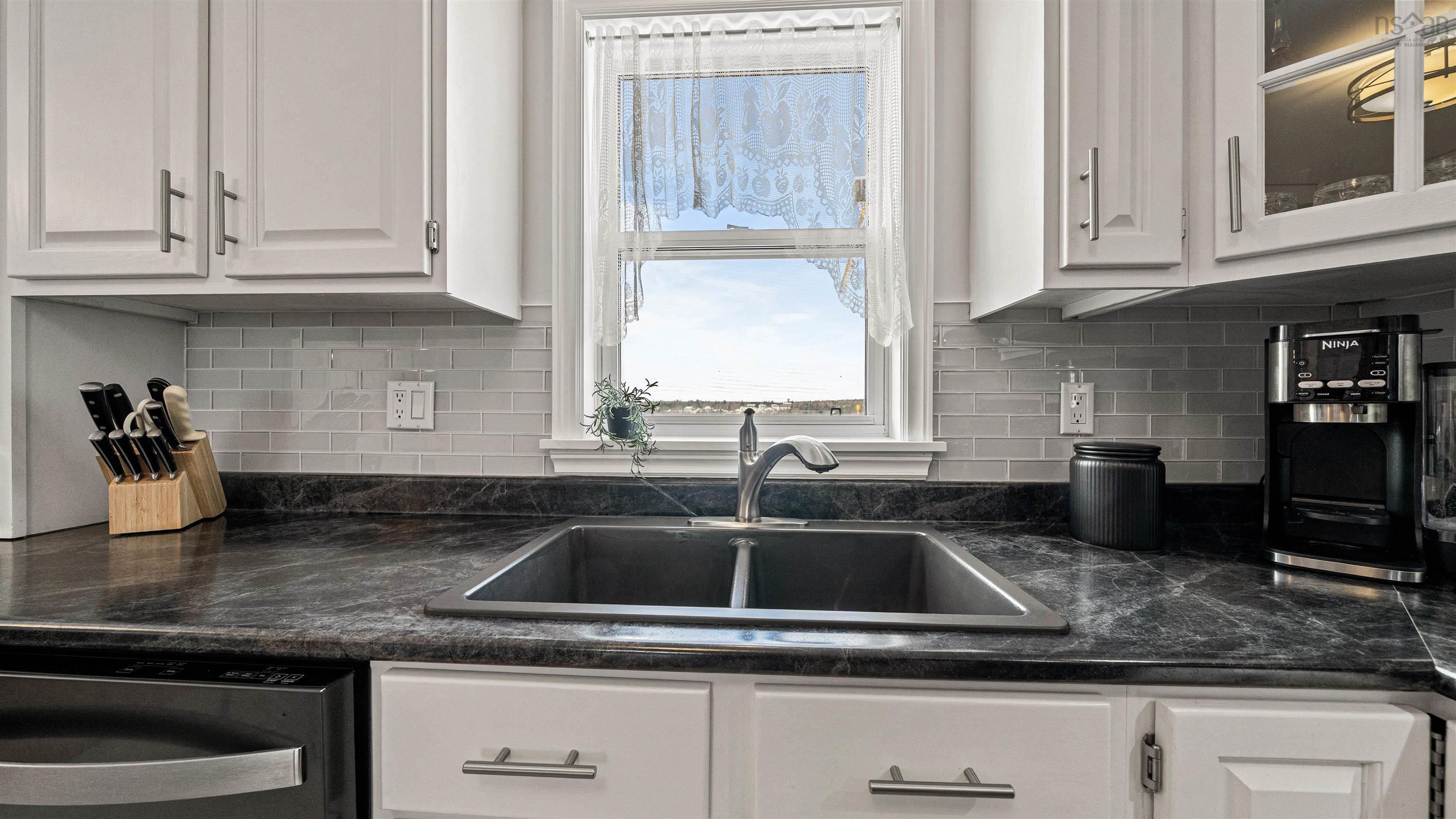 Thumbnail image for 12 Kaye Street MLS<sup>®</sup> 202602676