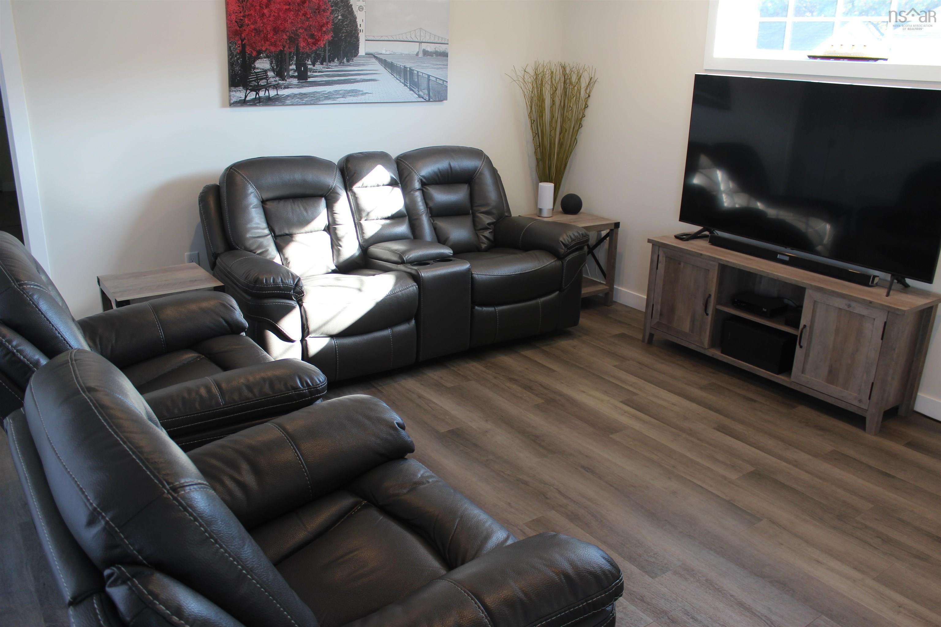 Thumbnail image for 30 Bumpy Lane MLS<sup>®</sup> 202602774