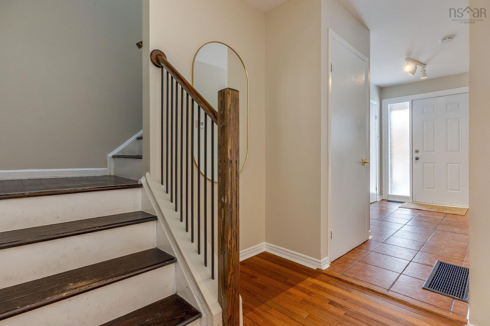 Thumbnail image for 77 Forestside Crescent MLS<sup>®</sup> 202602831