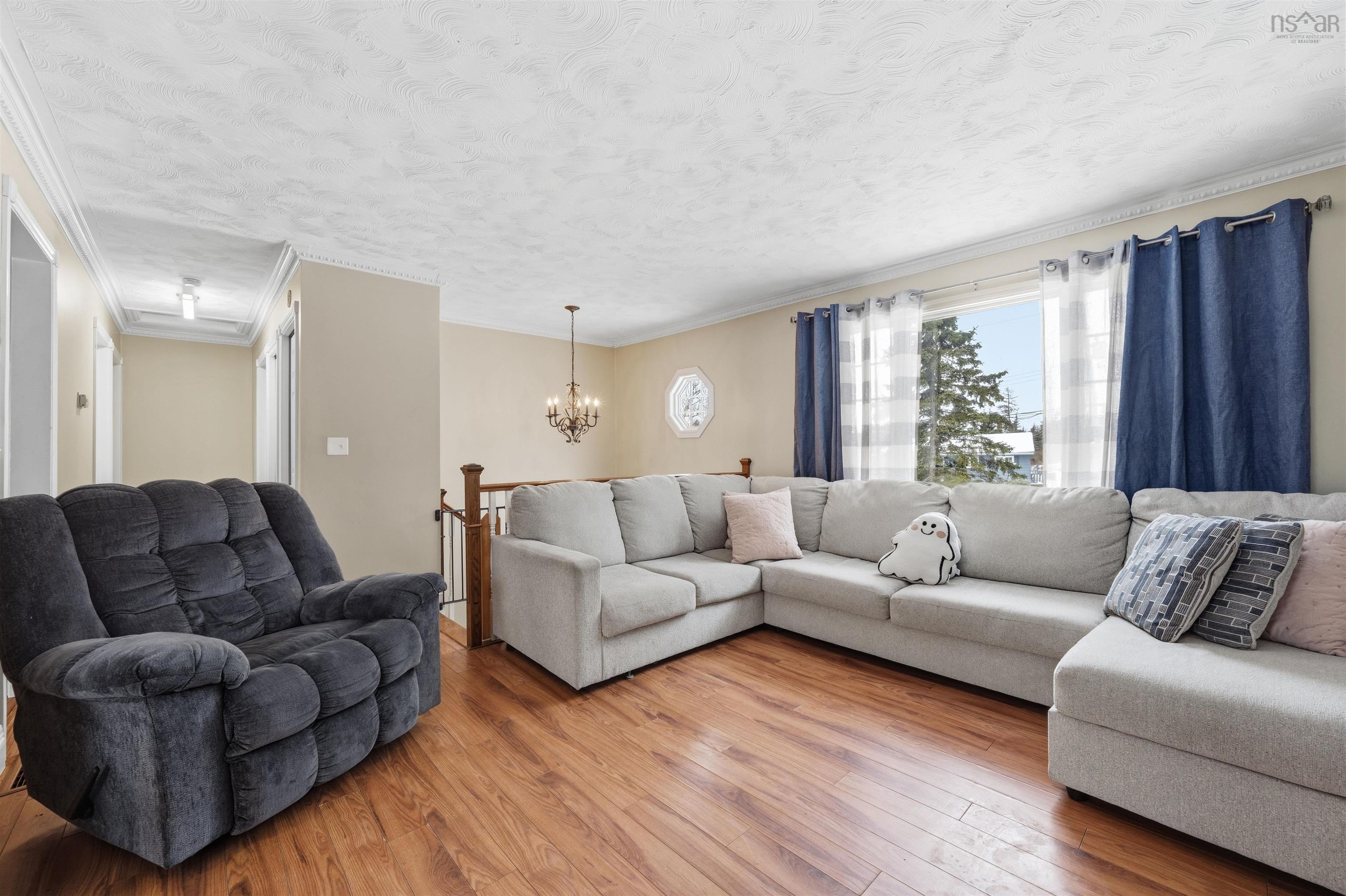 Thumbnail image for 57 Romkey Drive MLS<sup>®</sup> 202602907