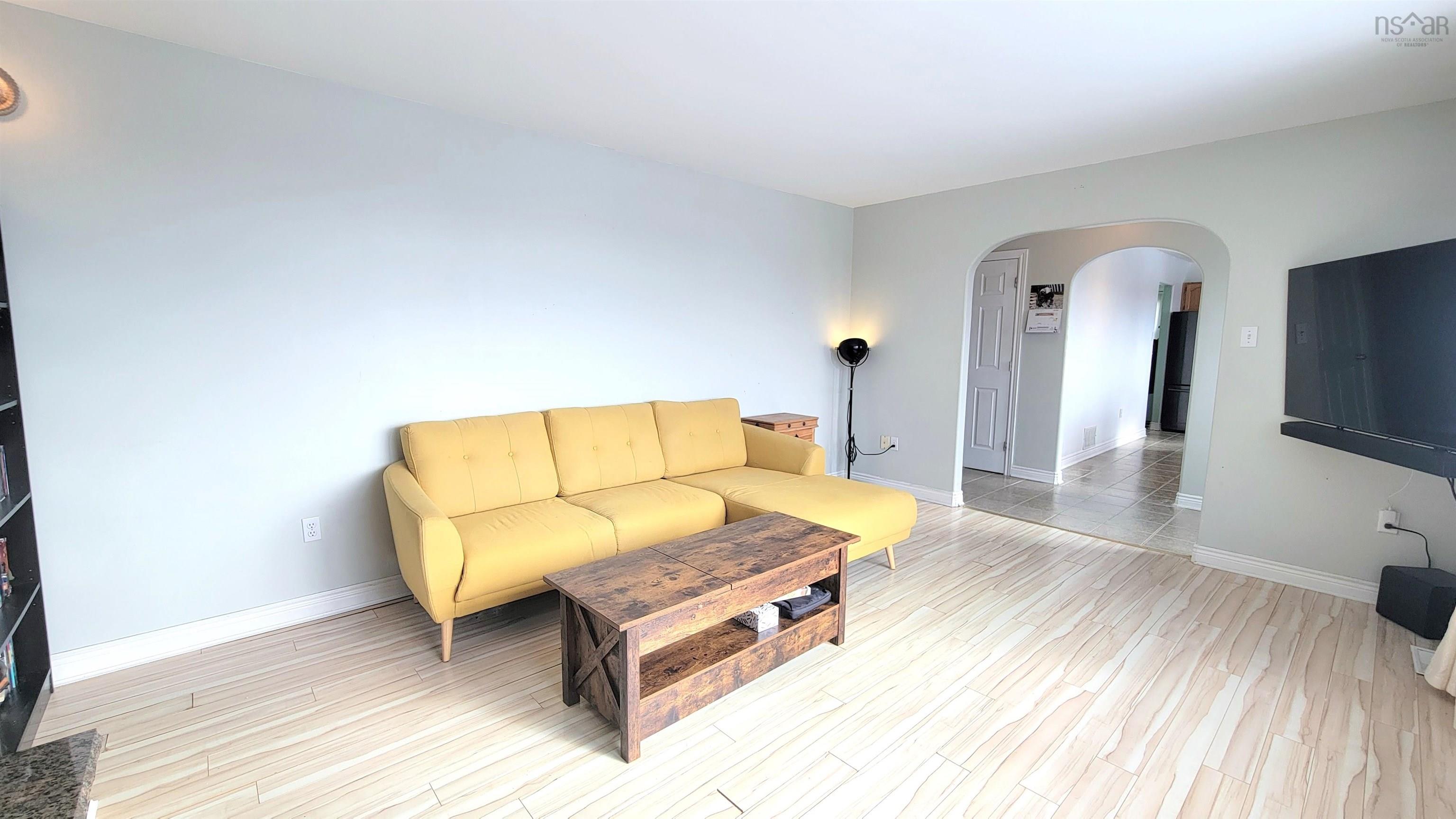 Thumbnail image for 6 Kiel Court MLS<sup>®</sup> 202602919