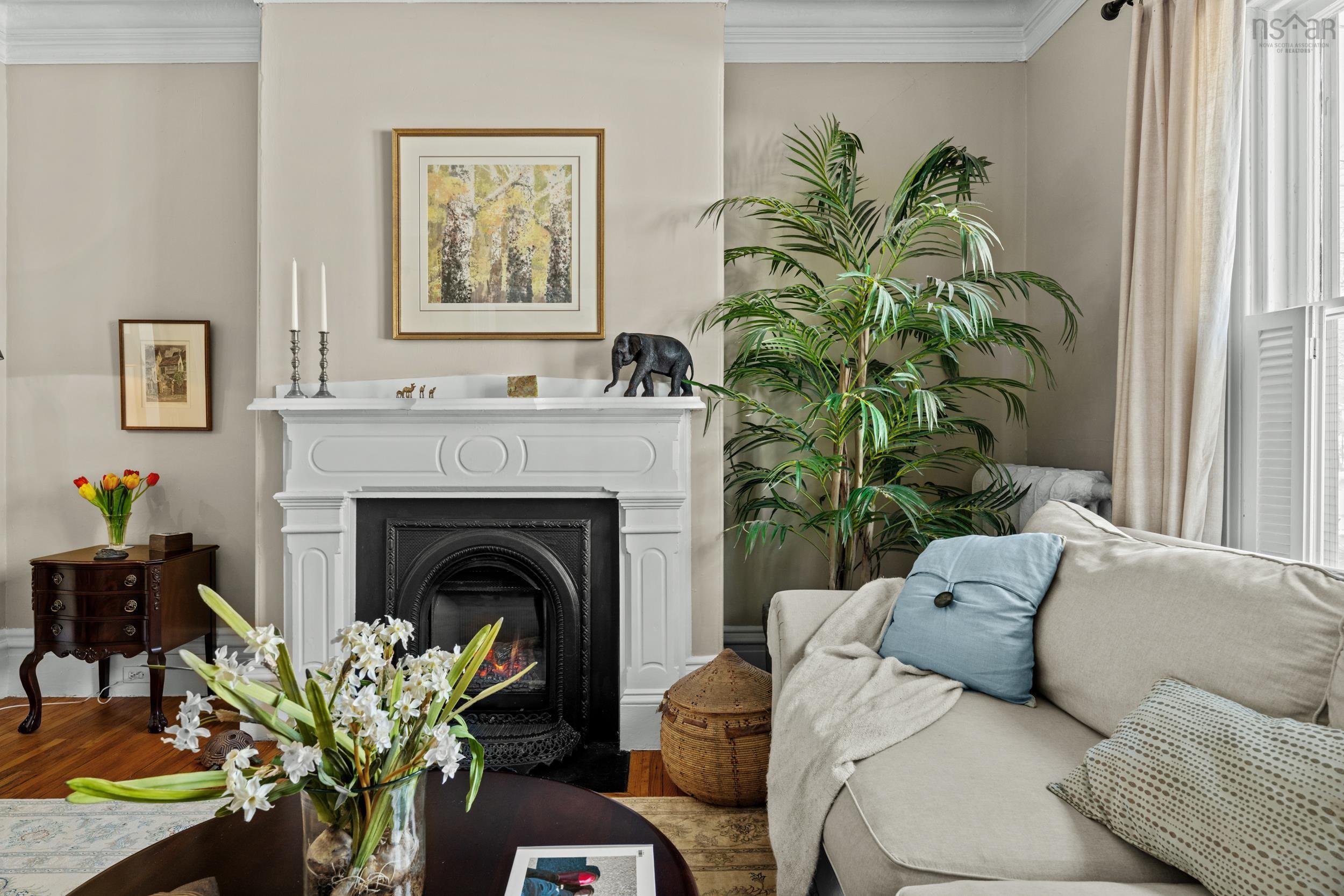 Thumbnail image for 5742 Victoria Road MLS<sup>®</sup> 202603053