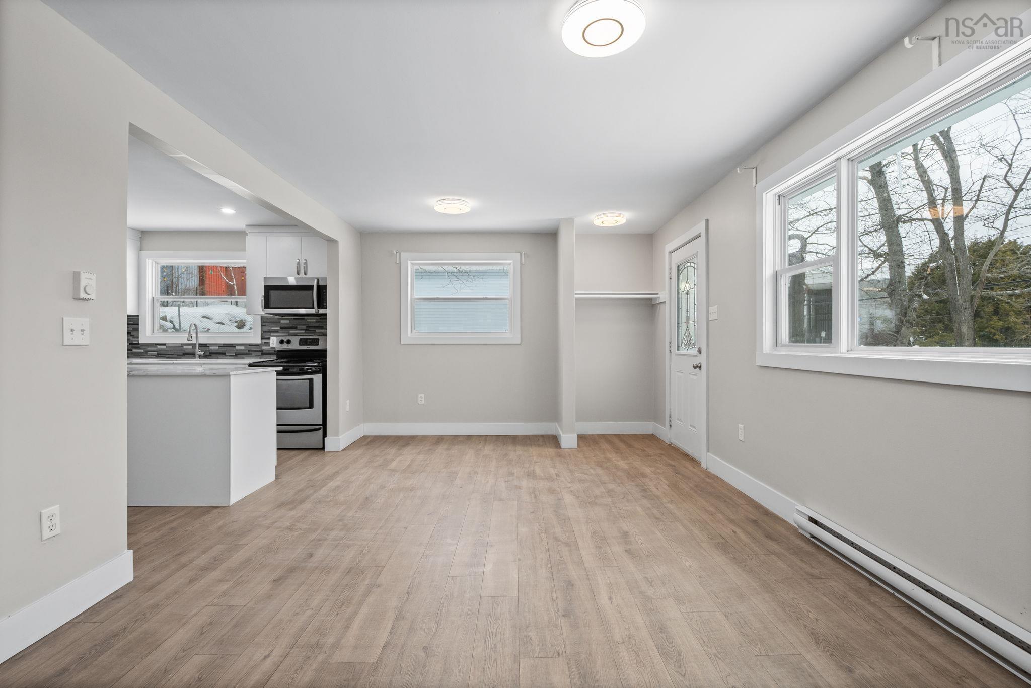 Thumbnail image for 15 Saint Michaels Avenue MLS<sup>®</sup> 202603151