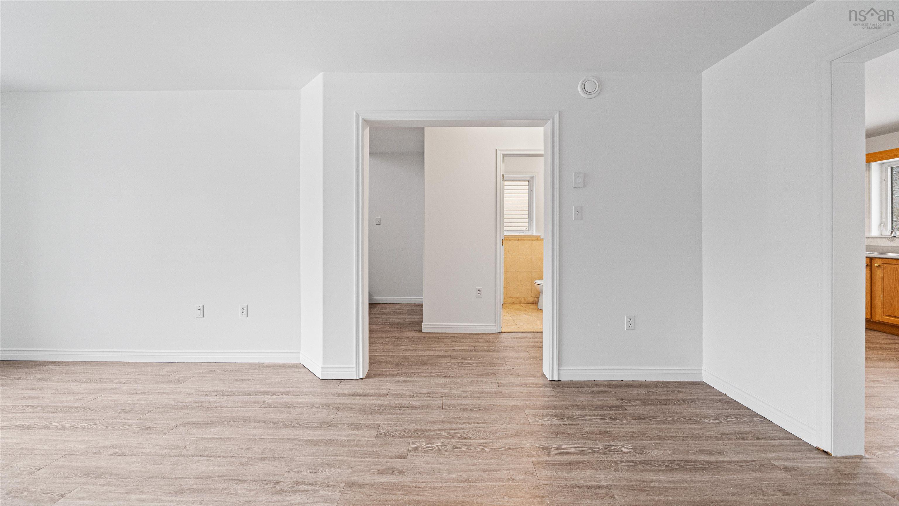 Thumbnail image for 20 Glenbourne Court MLS<sup>®</sup> 202603305