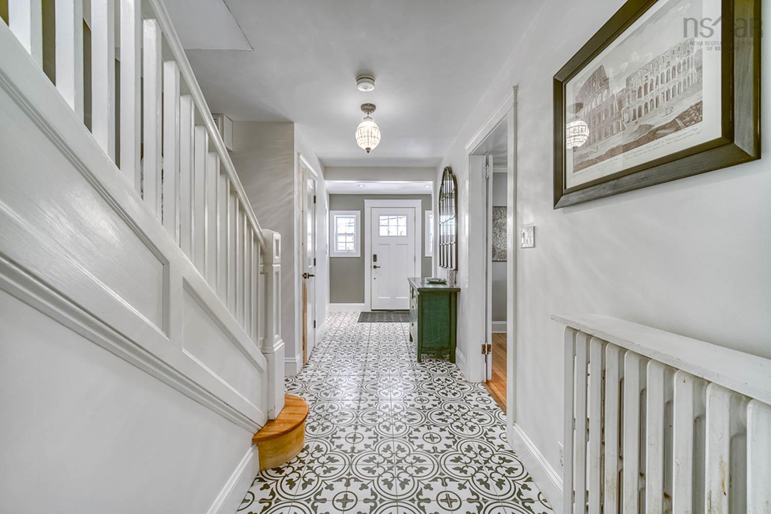 Thumbnail image for 1973 Woodlawn Terrace MLS<sup>®</sup> 202603424