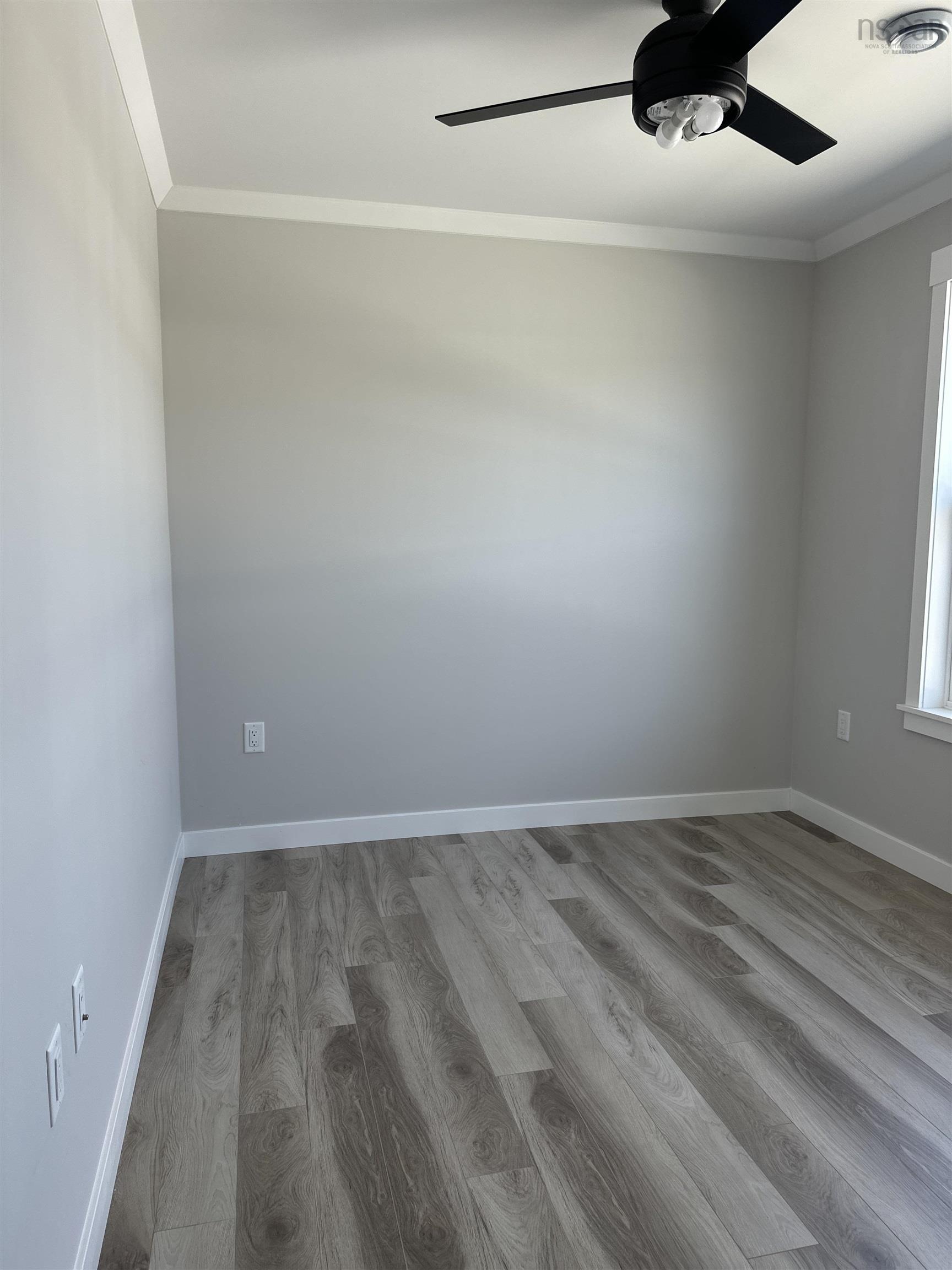 View image 12