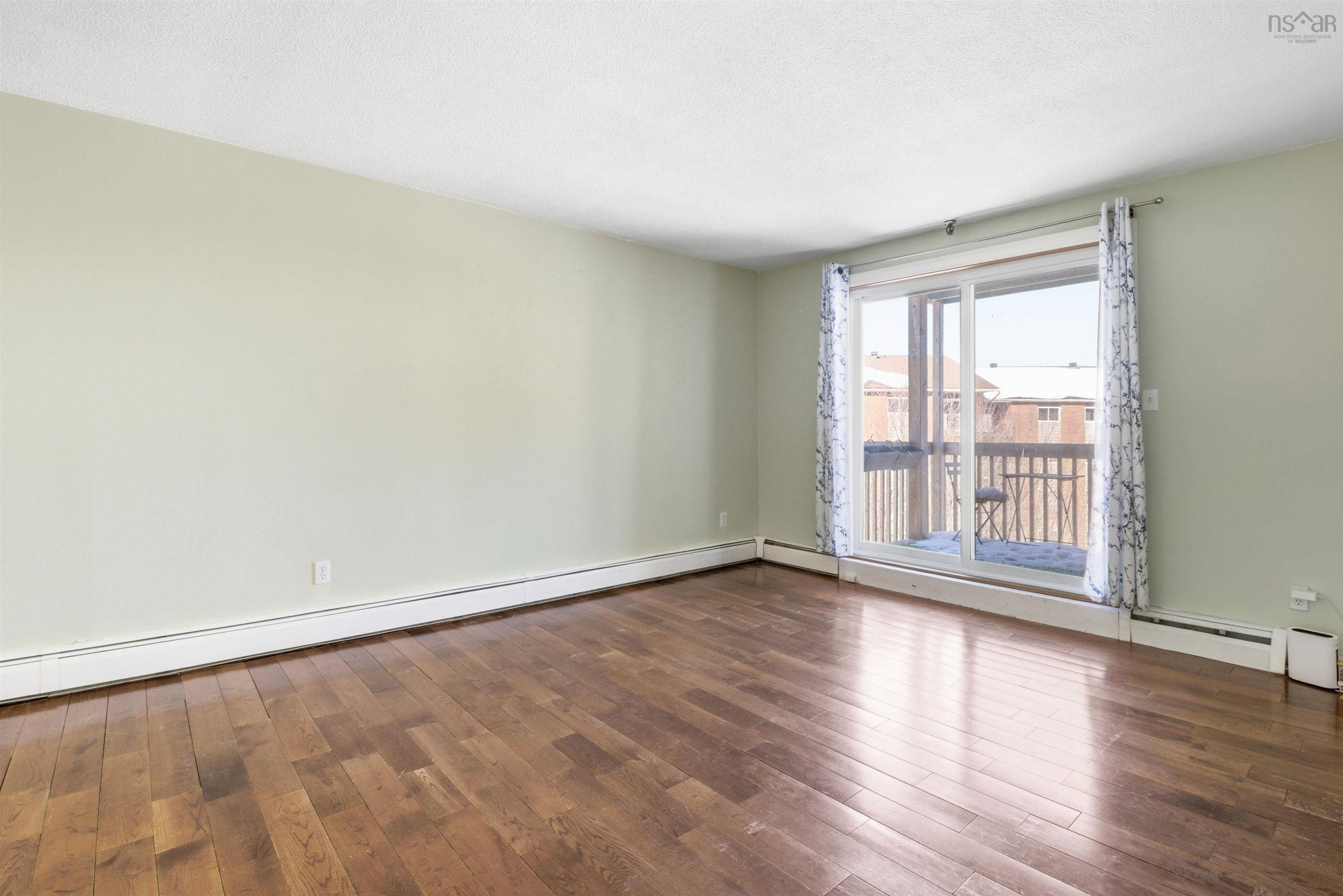 Thumbnail image for 303 32 Veronica Drive MLS<sup>®</sup> 202603700