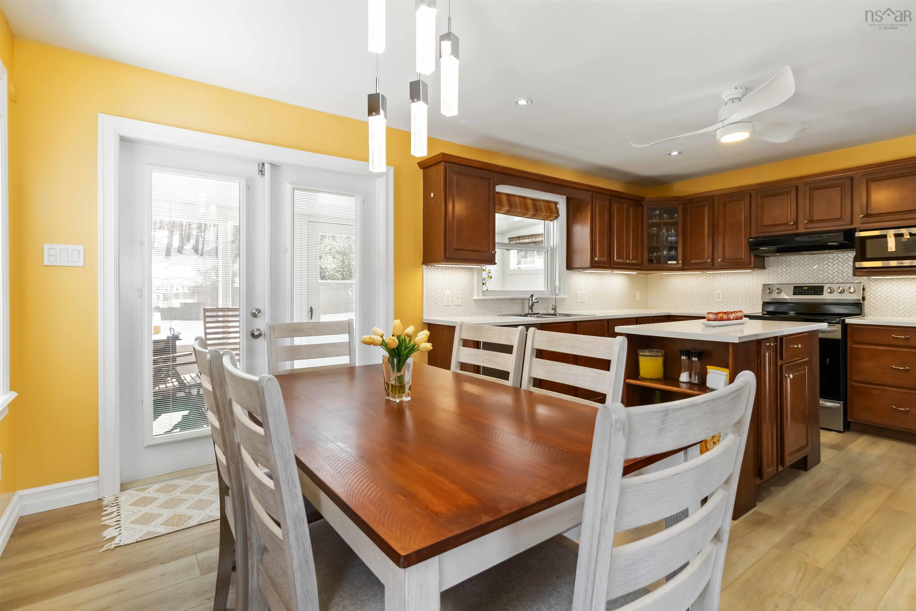 Thumbnail image for 426 Heatherglen Drive MLS<sup>®</sup> 202603760